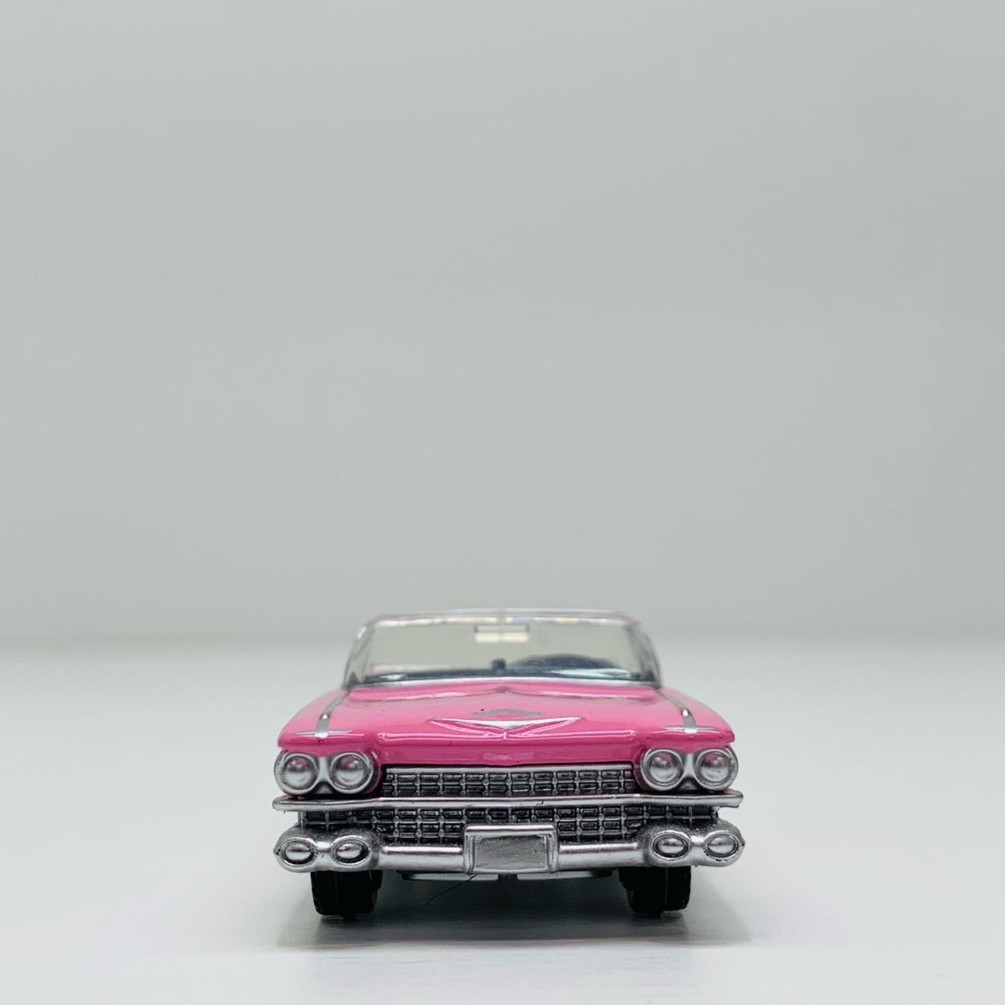 1/75 キャデラック エルドラド ビアリッツ(ピンク) 「トミカプレミアム 25」