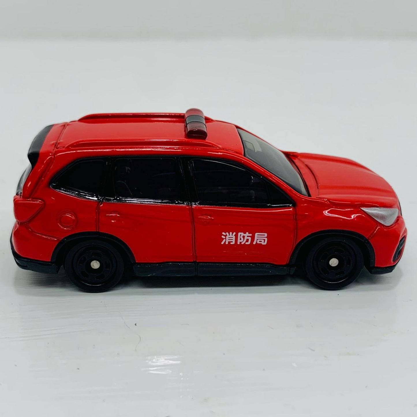 スバルフォレスター消防指揮車「トミカNo.99」