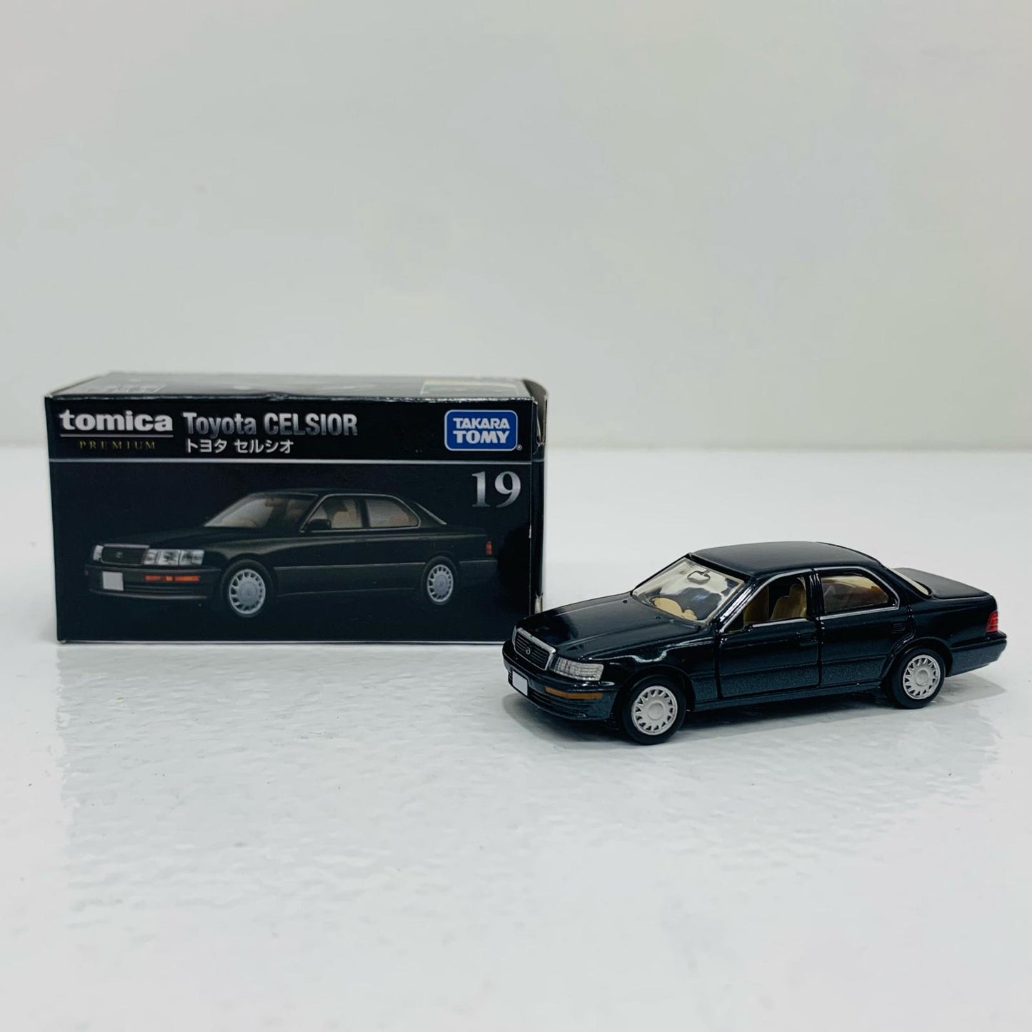 【中古】 トヨタセルシオ「トミカプレミアムNo.19」