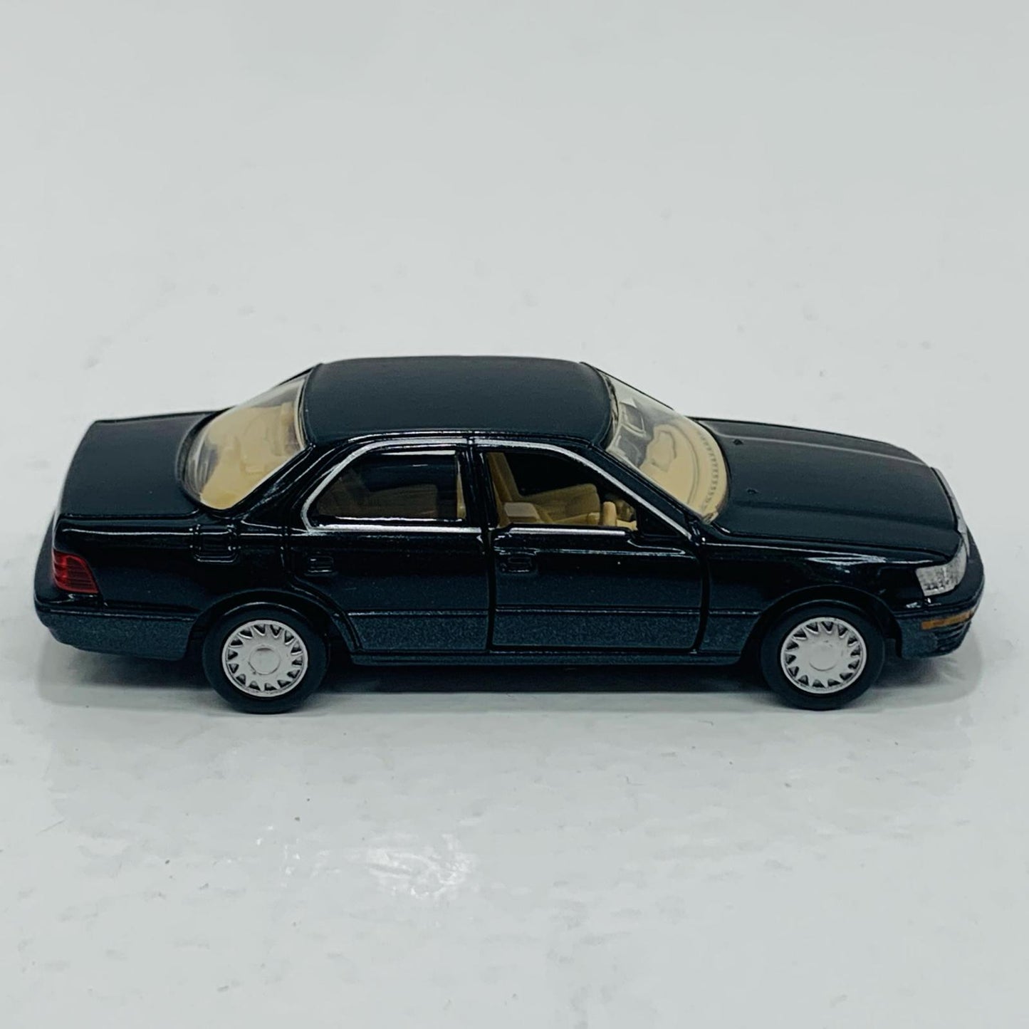 【中古】 トヨタセルシオ「トミカプレミアムNo.19」
