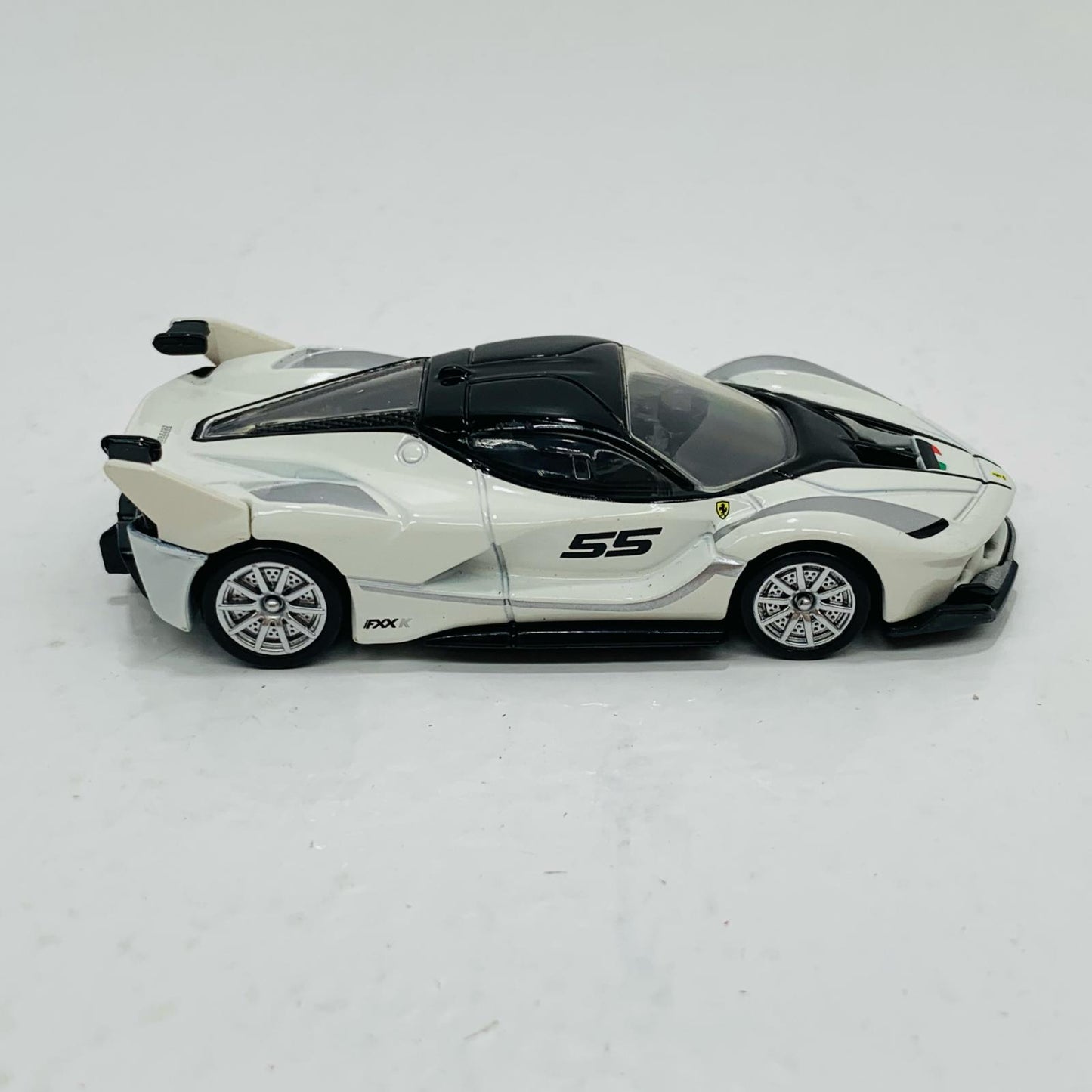 【中古】 フェラーリFXXKトミカプレミアム発売記念仕様「トミカプレミアムNo.33」