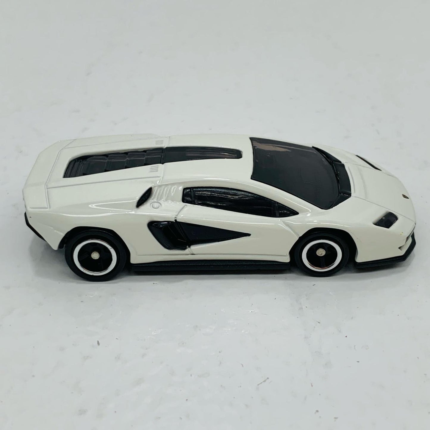 【中古】 ランボルギーニカウンタックLPI800-4(赤箱)「トミカNo.74」