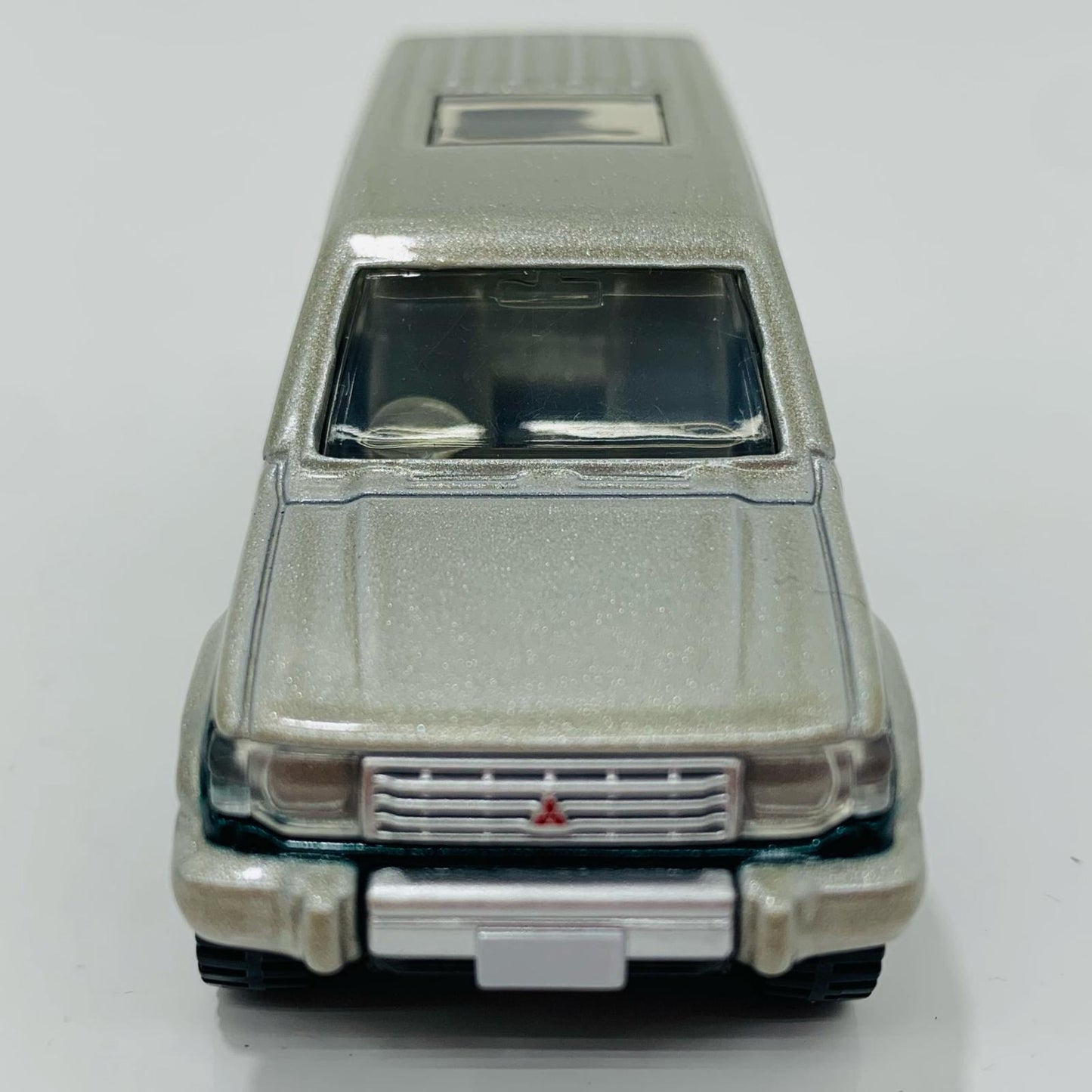 [Used] Mitsubishi Pajero "Tomica Premium No. 04"
