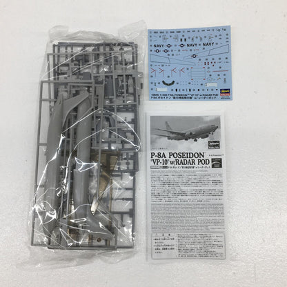 [Used] Airplane plastic model P-8A Poseidon 10th Patrol Squadron w Radar Pod 1/200 10856 [Kakogawa Logistics] 