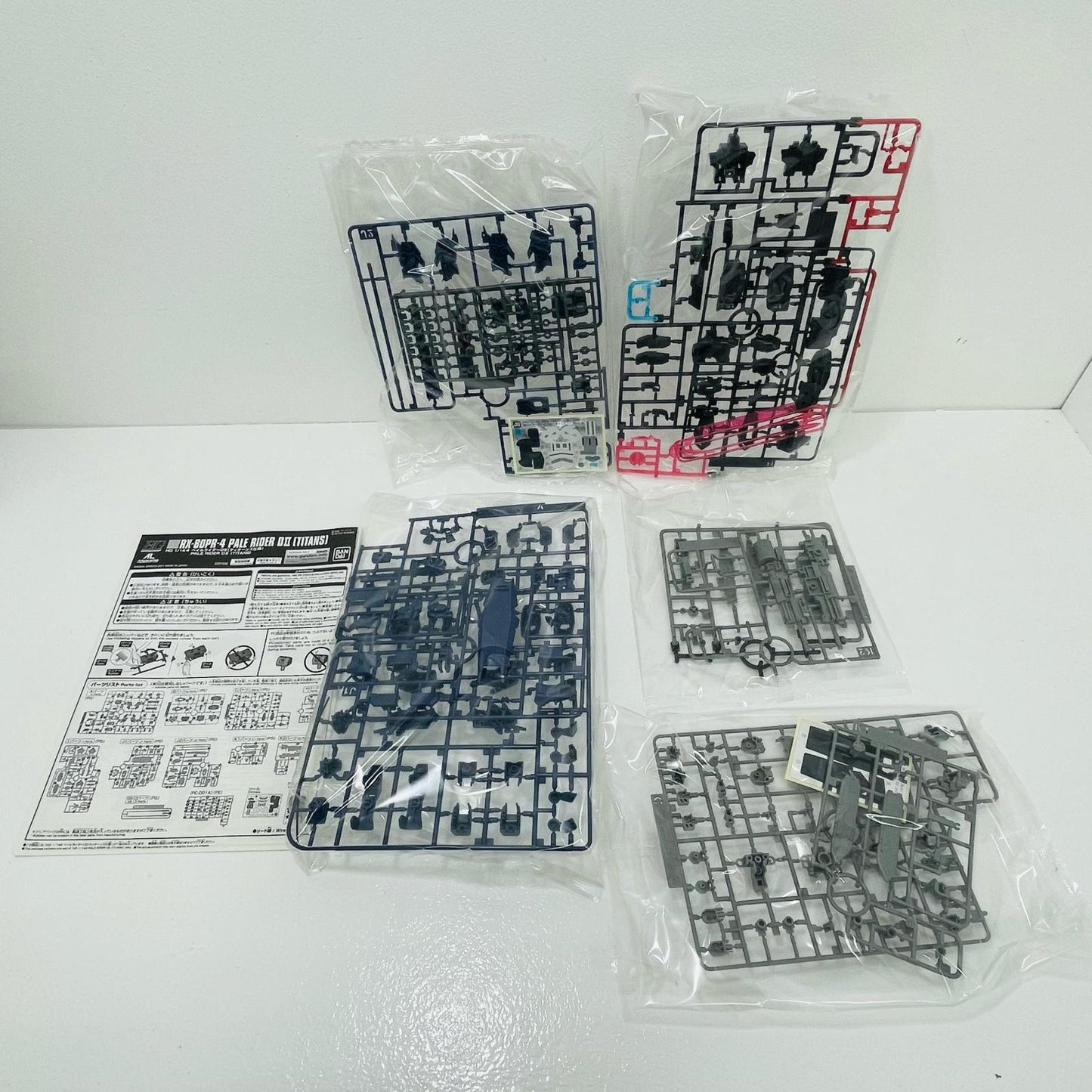 【中古】 1/144HGペイルライダーＤII(ティターンズ仕様)「アナハイム・ラボラトリー・ログ」プレミアムバンダイ限定[5061936]