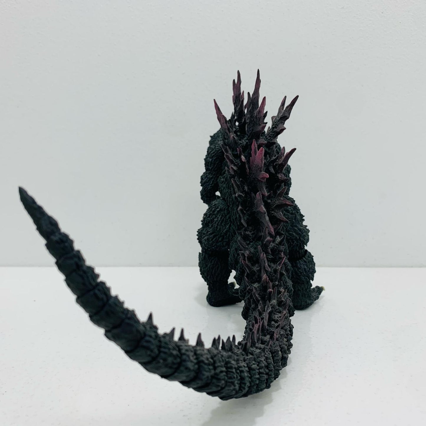 【中古】 S.H.MonsterArtsゴジラ2000ミレニアム「ゴジラ2000ミレニアム」【フィギュア】【飾磨店】