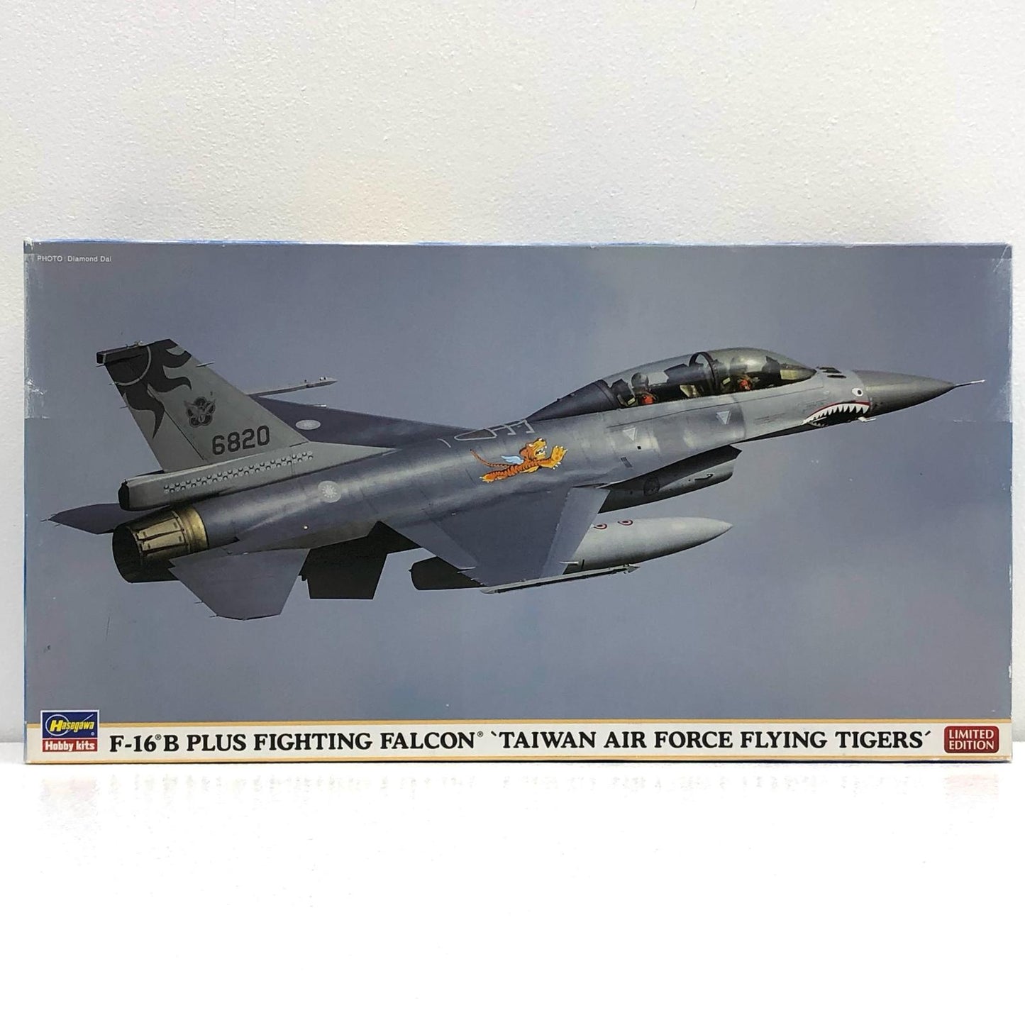 【中古】 1/48 F-16Bプラス ファイティングファルコン `台湾空軍 フライングタイガース` [07422]【フィギュア】【加古川物流】
