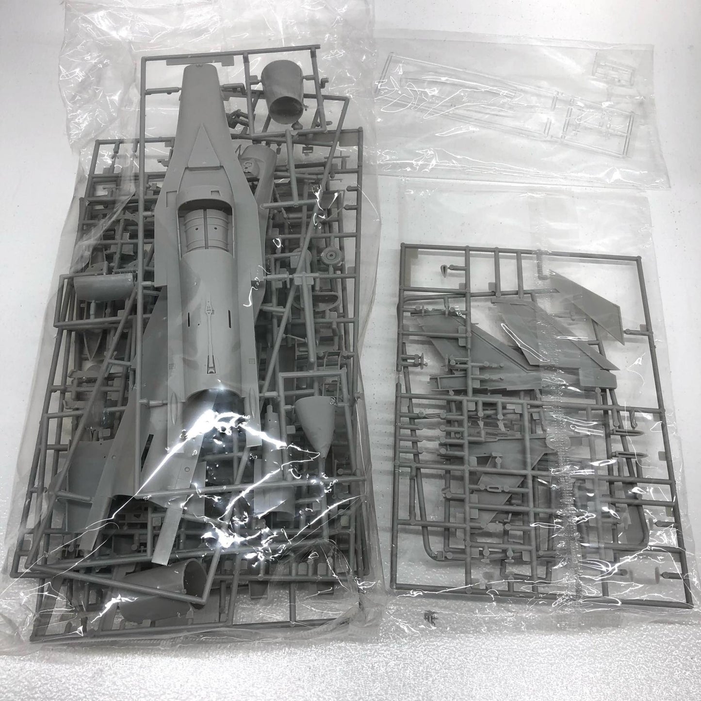 【中古】 1/48 F-16Bプラス ファイティングファルコン `台湾空軍 フライングタイガース` [07422]【フィギュア】【加古川物流】