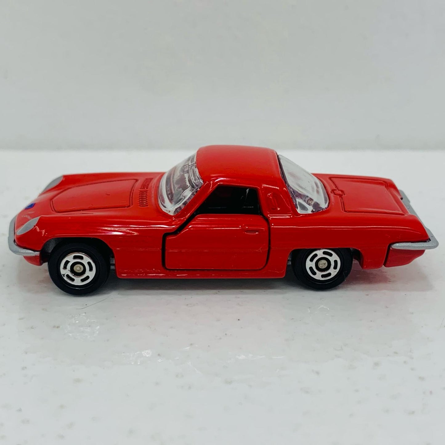 [Used] 1/60 Mazda Cosmo Sport (Red) "Tomica" Edion Original