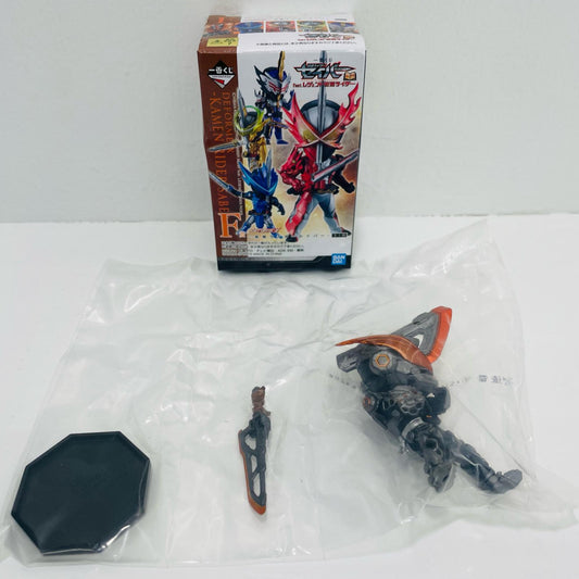 F賞/仮面ライダーバスターDEFORME-X-仮面ライダーセイバー-「NO.01feat.レジェンド仮面ライダー/一番くじ仮面ライダーセイバー」【フィギュア】