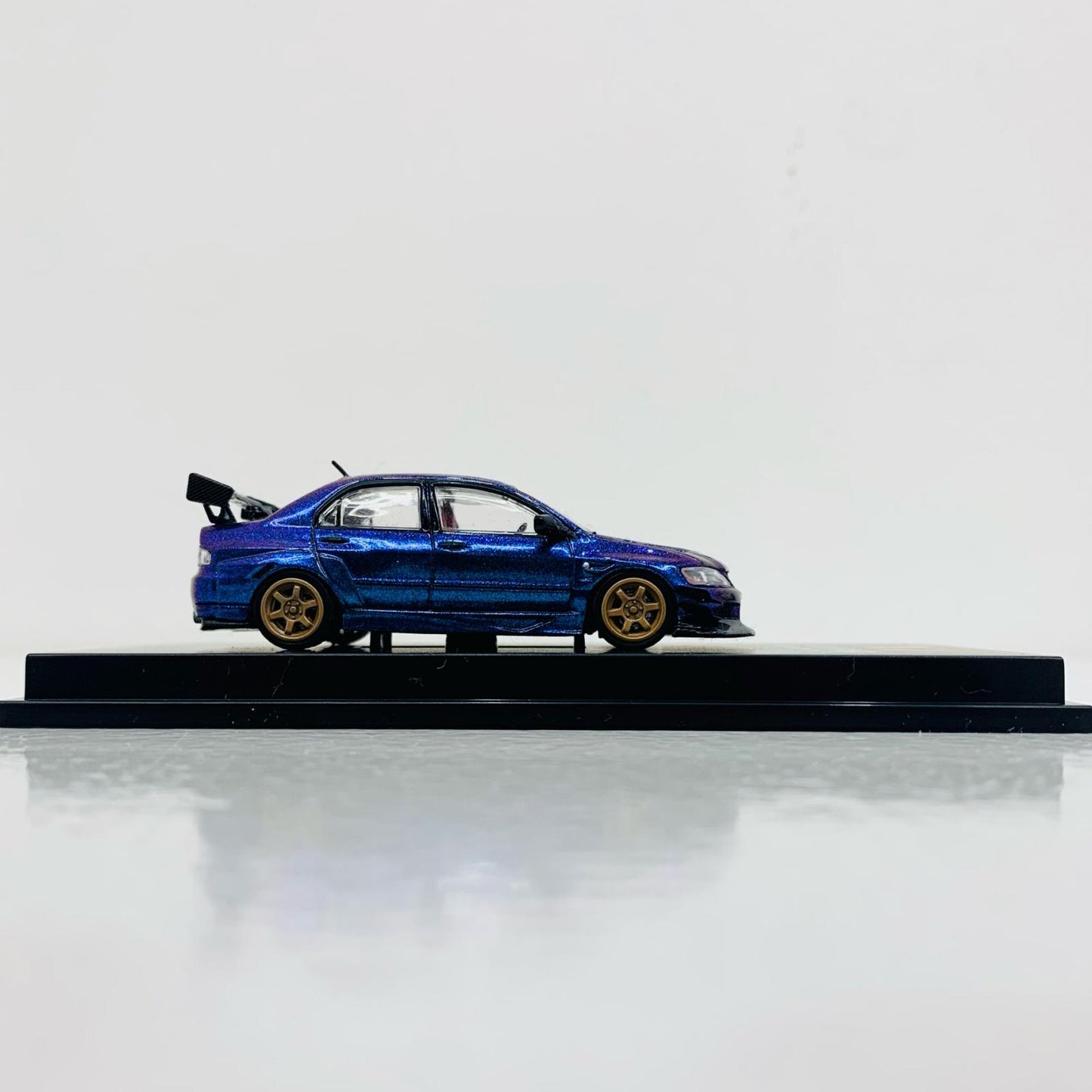【中古】 1/64 Mitsubishi ランサー エボリューション IX Widebody(カメレオン) [CM64-EVOIX-21]【飾磨店】