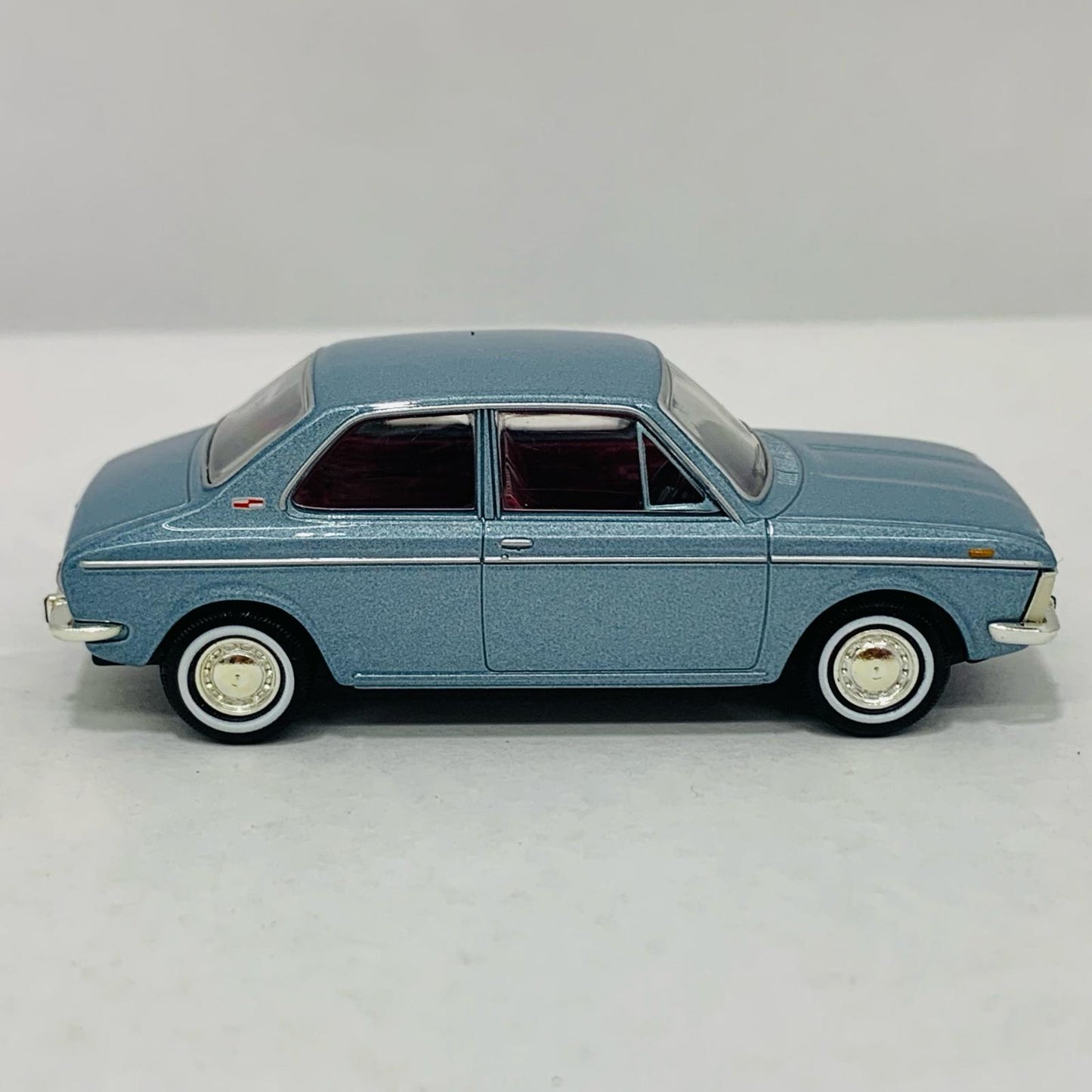 【中古】 1/64 LV-76b スバル 1000 2ドアセダン スーパーデラックス(ブルー) 「トミカリミテッドヴィンテージ」 [221678]【飾磨店】