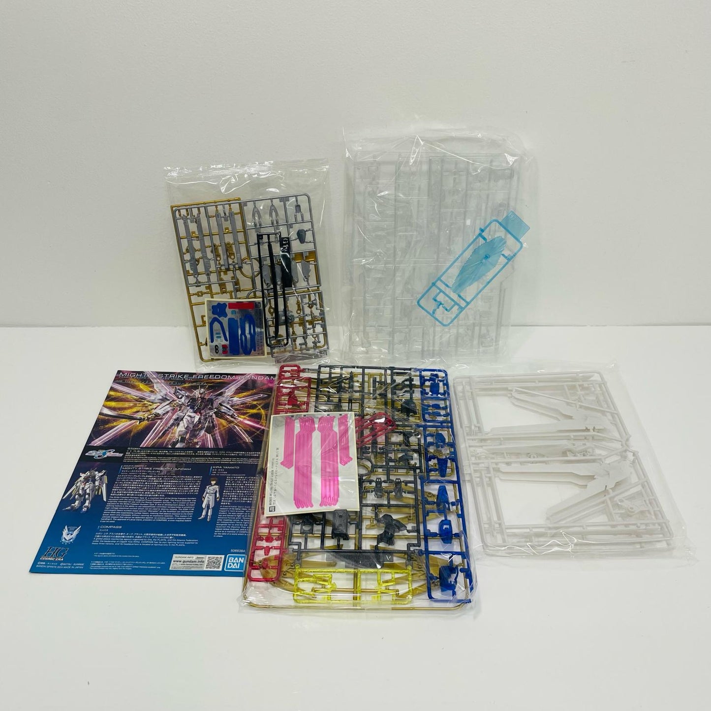 [単品] 1/144 HG マイティーストライクフリーダムガンダム[リミテッドクリア] 「機動戦士ガンダムSEED FREEDOM Blu-ray Mighty Edition [A-on STORE・プレミアムバンダイ限定]」 同梱品