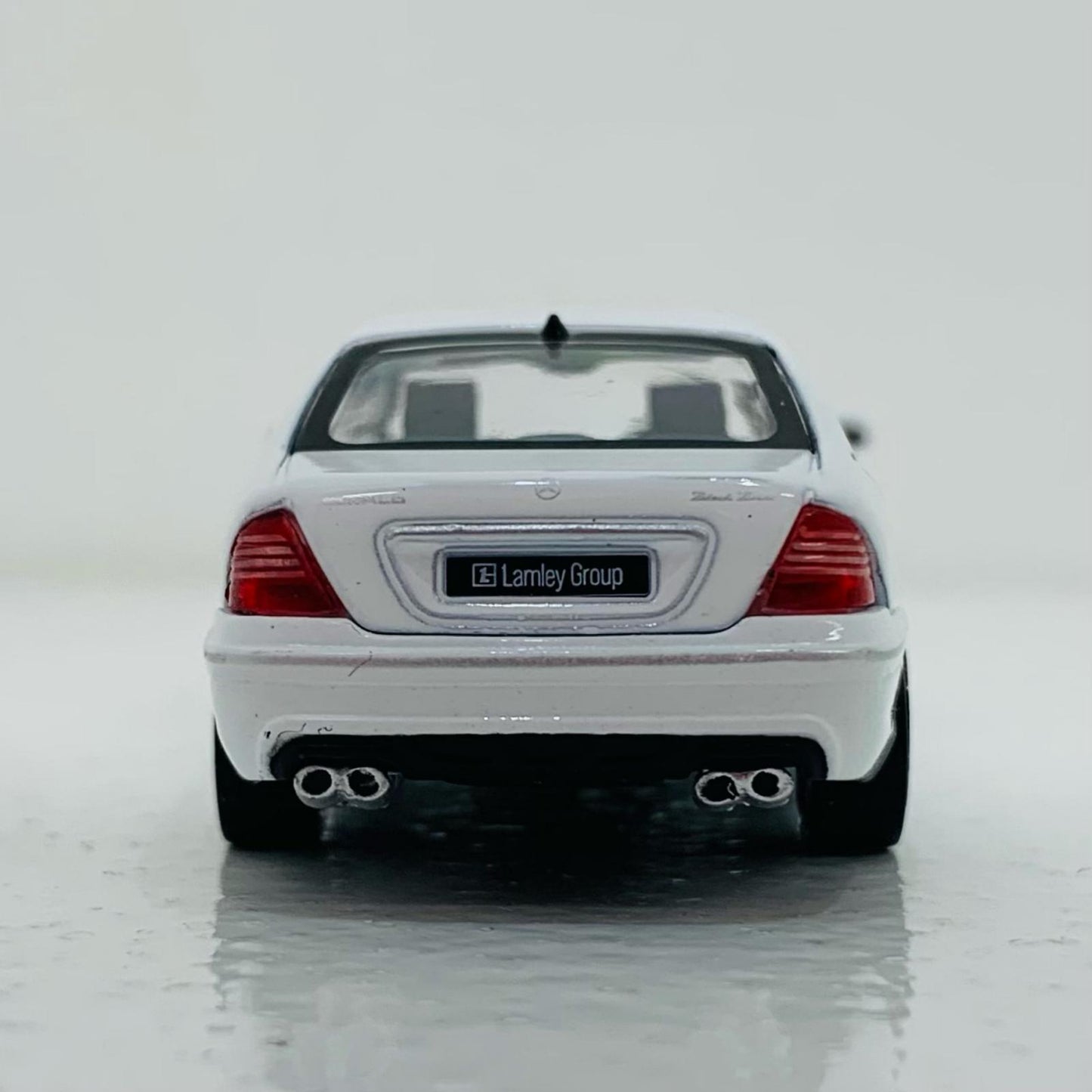 【中古】 1/64 Mercedes-Benz S-Class Wald Alabaster White [T64G-072-WH]