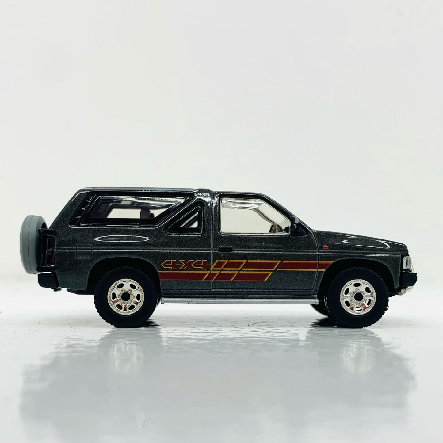 [Used] 1/64 LV-N63d Nissan Terrano R3M with Options (Gray) "Tomica Limited Vintage NEO" [311485] [Figure]
