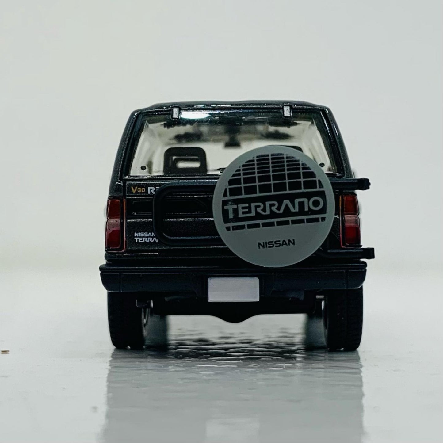 [Used] 1/64 LV-N63d Nissan Terrano R3M with Options (Gray) "Tomica Limited Vintage NEO" [311485] [Figure]
