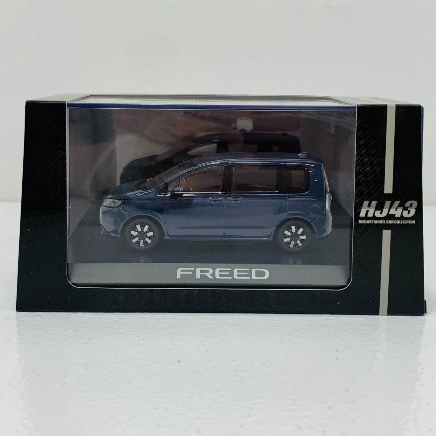 【中古】 1/43 ホンダ フリード(シーベッドブルーパール) [HJ431009SB]