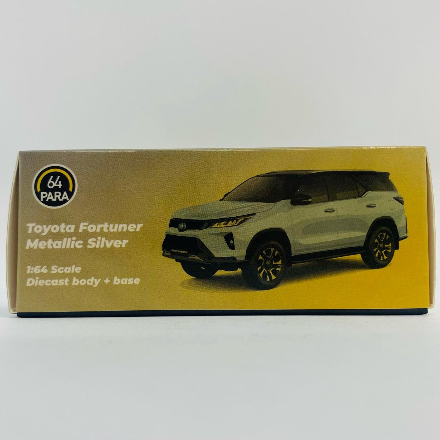 【中古】 1/64 トヨタ フォーチュナー 2023 RHD(メタリックシルバー) [PB-65722]【飾磨店】