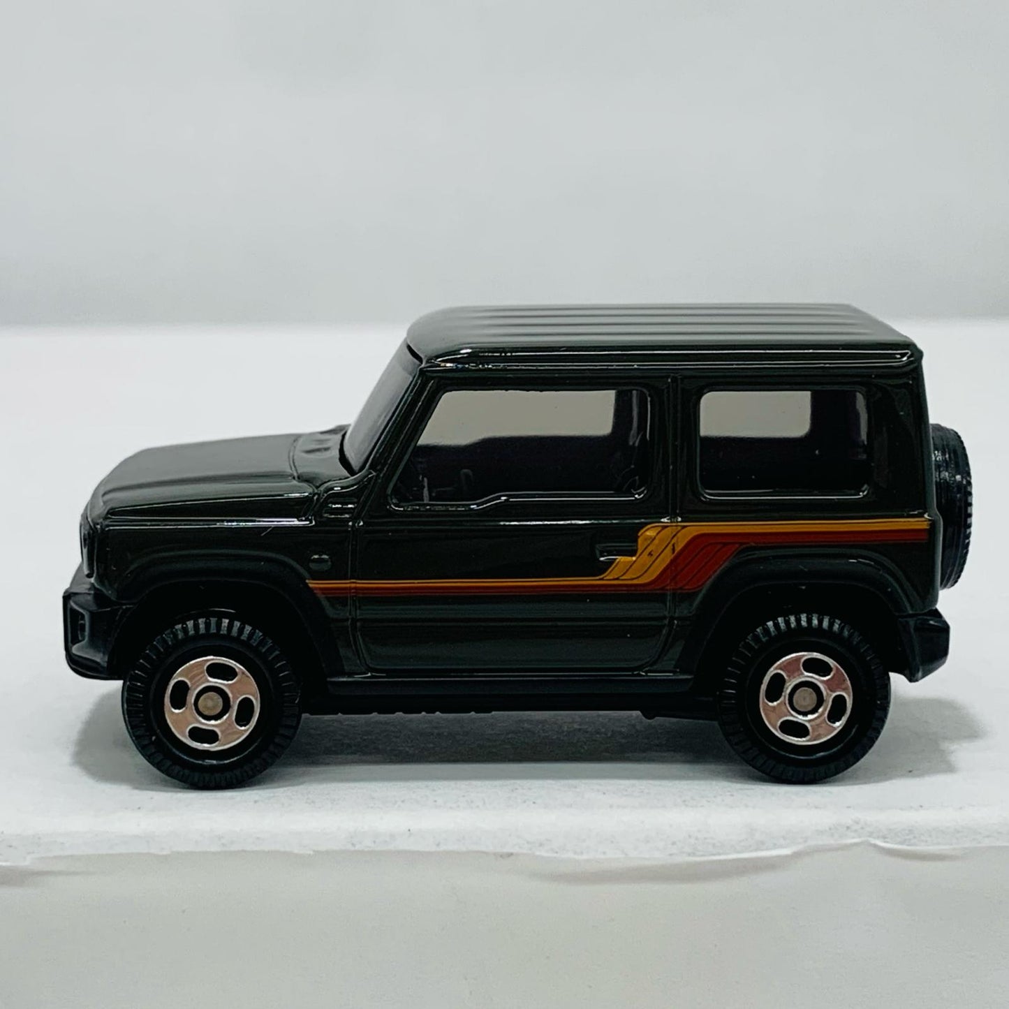 Suzuki Jimny Heritage Edition Design (Black x Red) "Tomica" Toys "R" Us Original