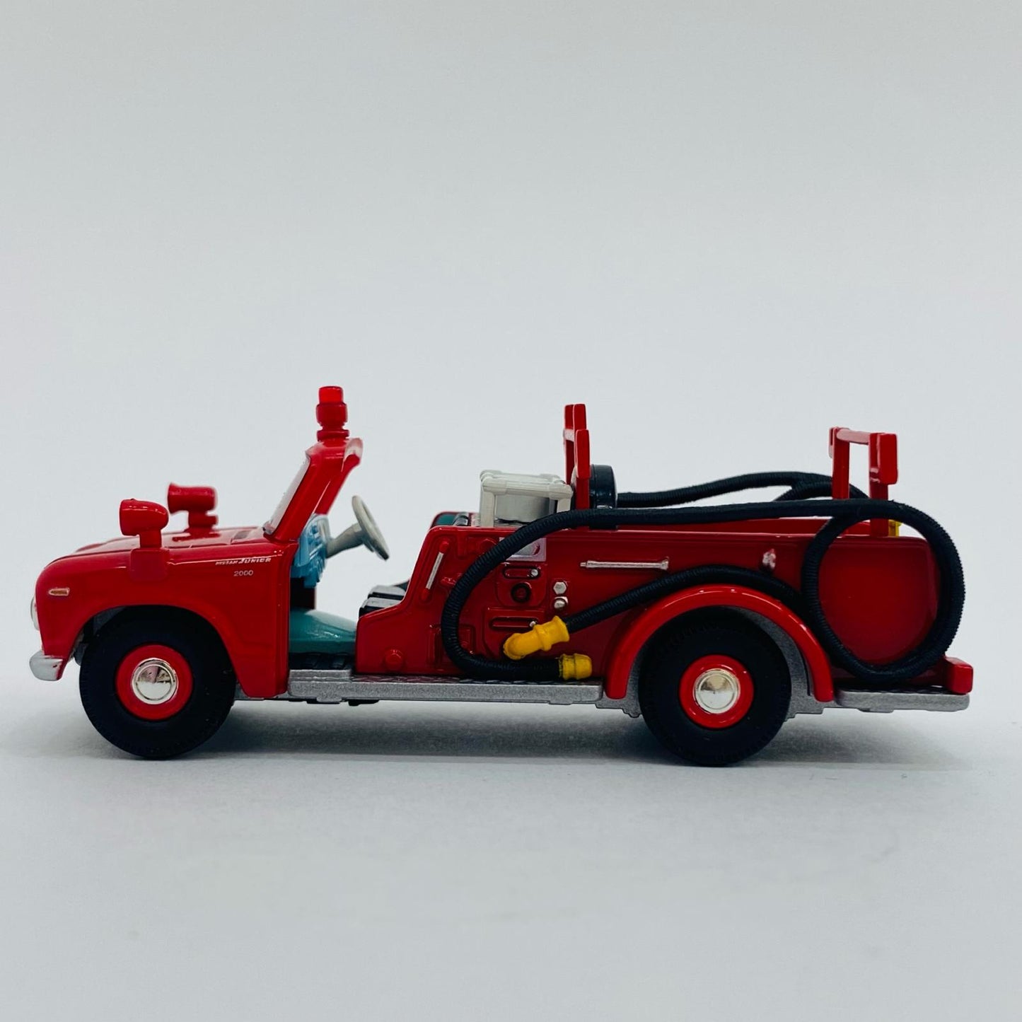 【中古】 1/64 LV-30b 日産 ジュニア ポンプ消防車 高崎市消防署(レッド) 「トミカリミテッドヴィンテージ」 [210566]【飾磨店】