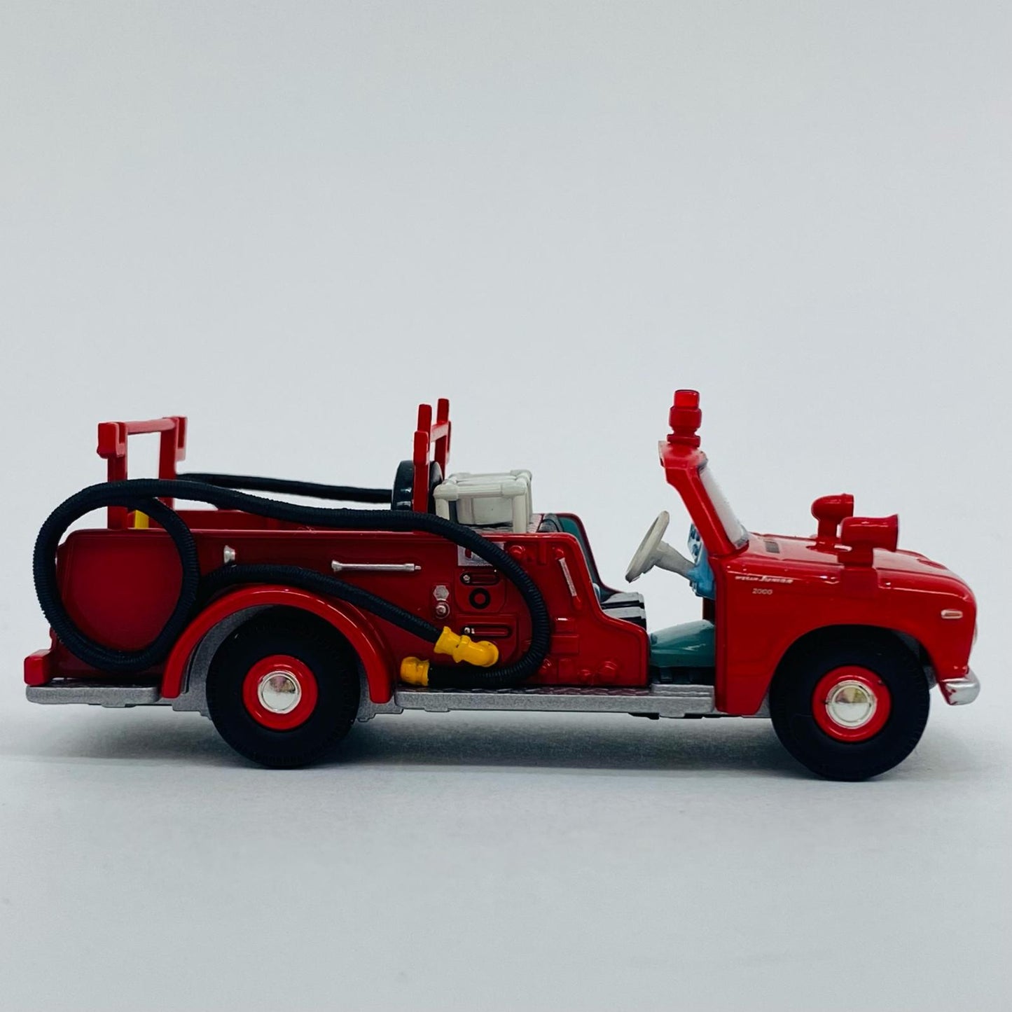 【中古】 1/64 LV-30b 日産 ジュニア ポンプ消防車 高崎市消防署(レッド) 「トミカリミテッドヴィンテージ」 [210566]【飾磨店】