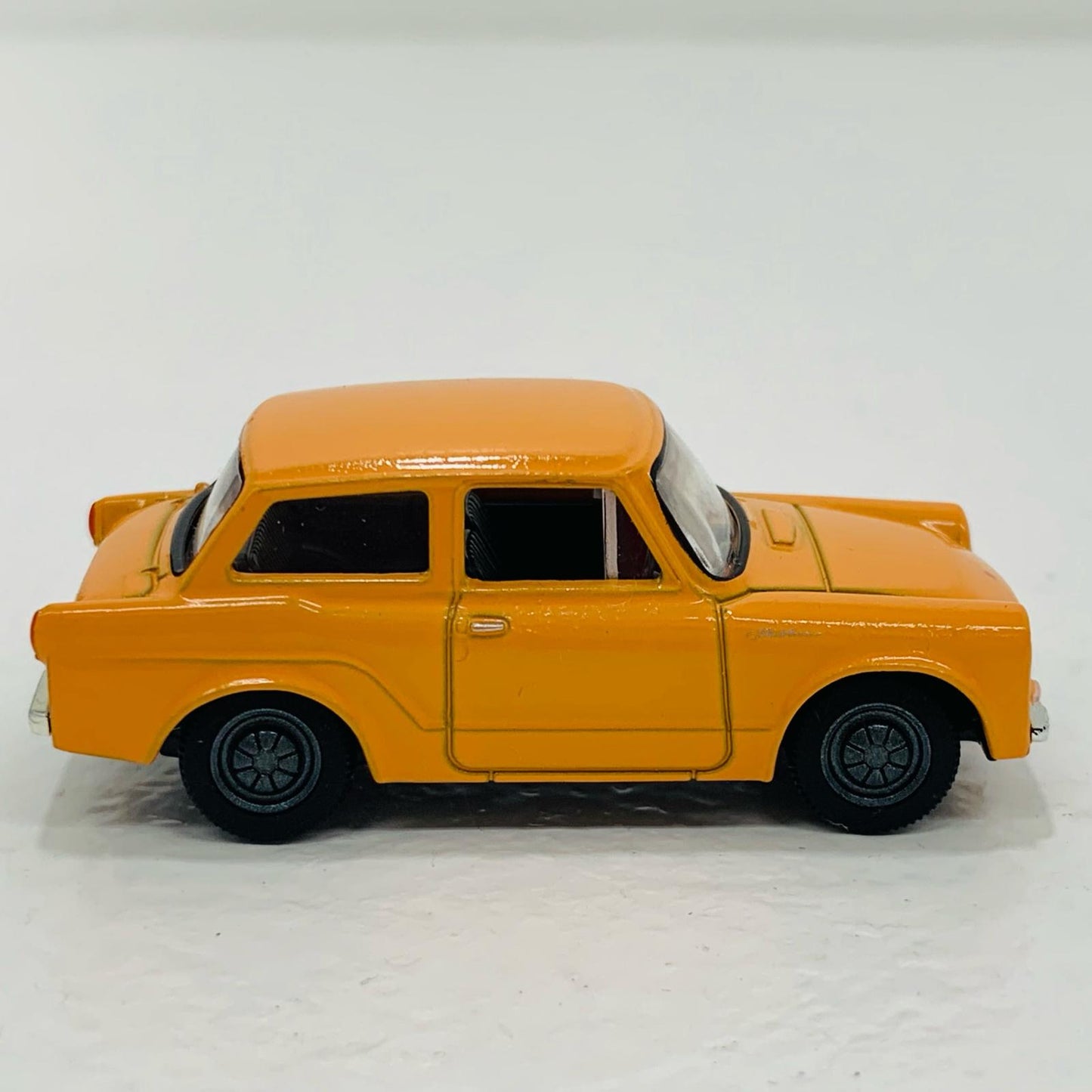 【中古】 1/64 LV-08a トヨタ パブリカ(オレンジ) 「トミカリミテッドヴィンテージ」 [205951]