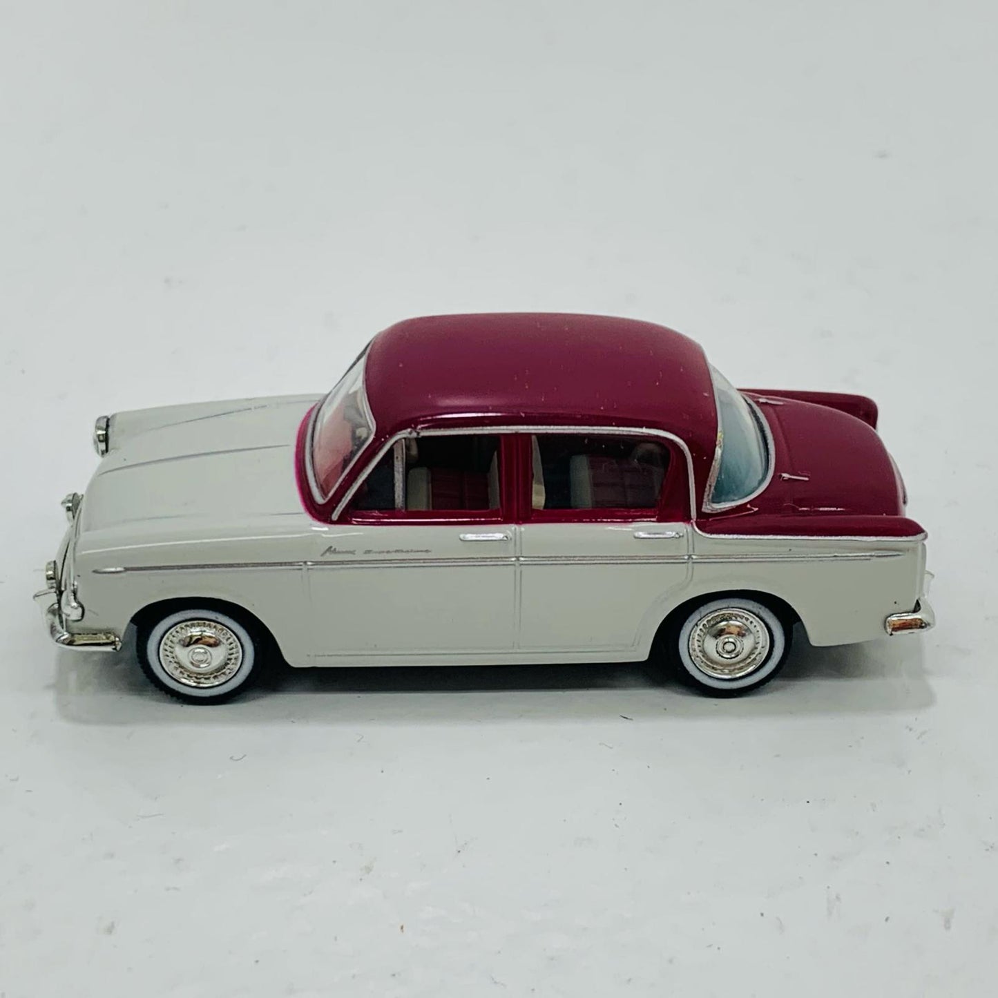 おもちゃ・玩具 1/64 LV-25a いすゞ ヒルマン ミンクス (マルーン) 「トミカリミテッドヴィンテージ」 1/64 LV-25a いすゞ ヒルマン ミンクス (マルーン) '1/64