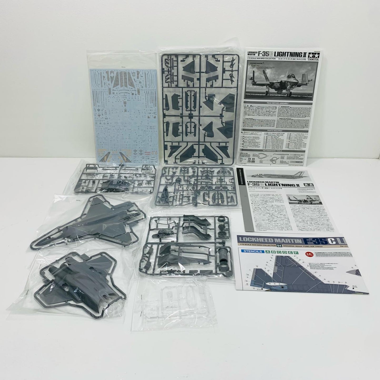 [Used] 1/72 Lockheed Martin F-35C Lightning II "Warbird Collection" Display Model [60794]