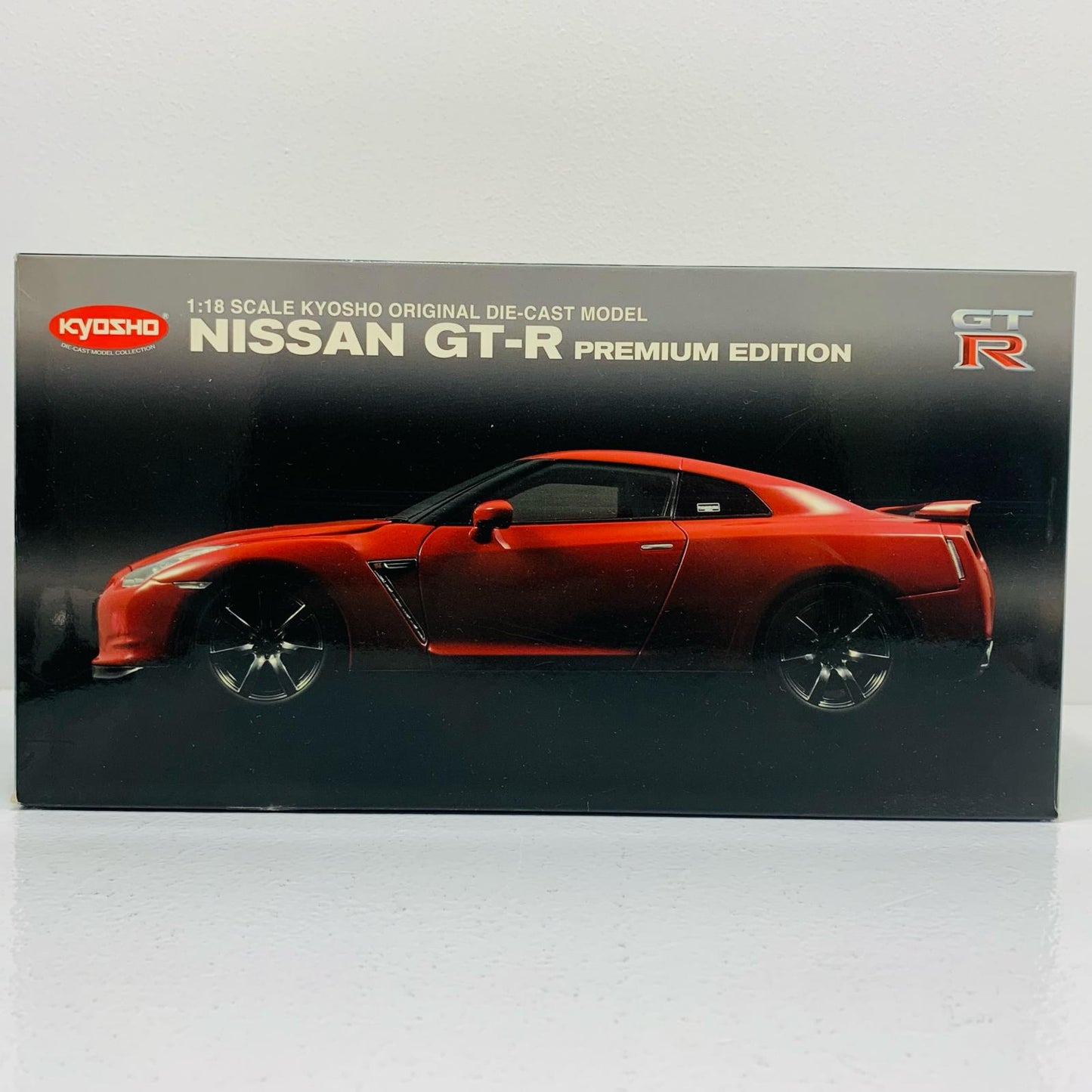 【中古】 1/18 NISSAN GT-R PREMIUM EDITION(レッド) [08473R]【飾磨店】
