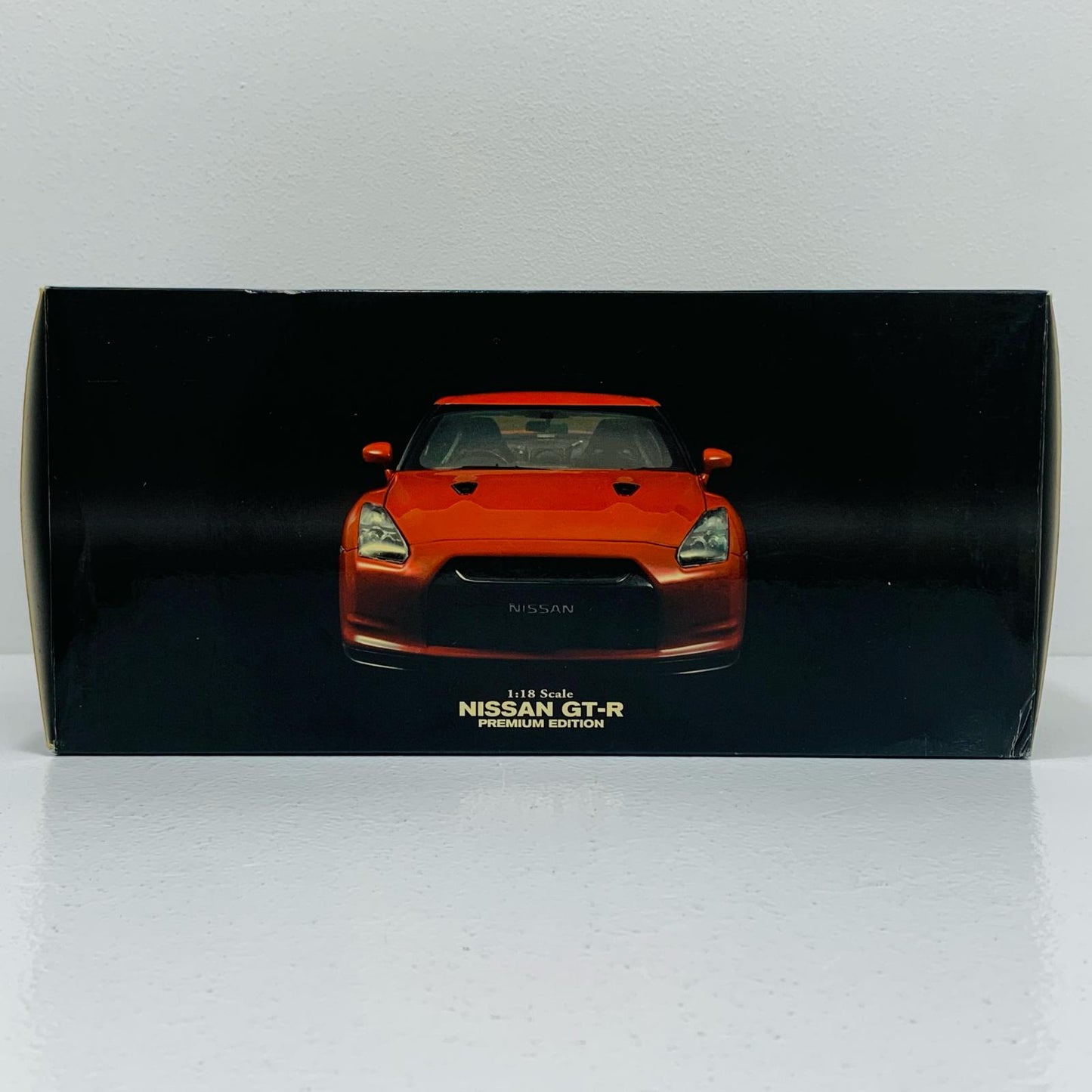 【中古】 1/18 NISSAN GT-R PREMIUM EDITION(レッド) [08473R]【飾磨店】