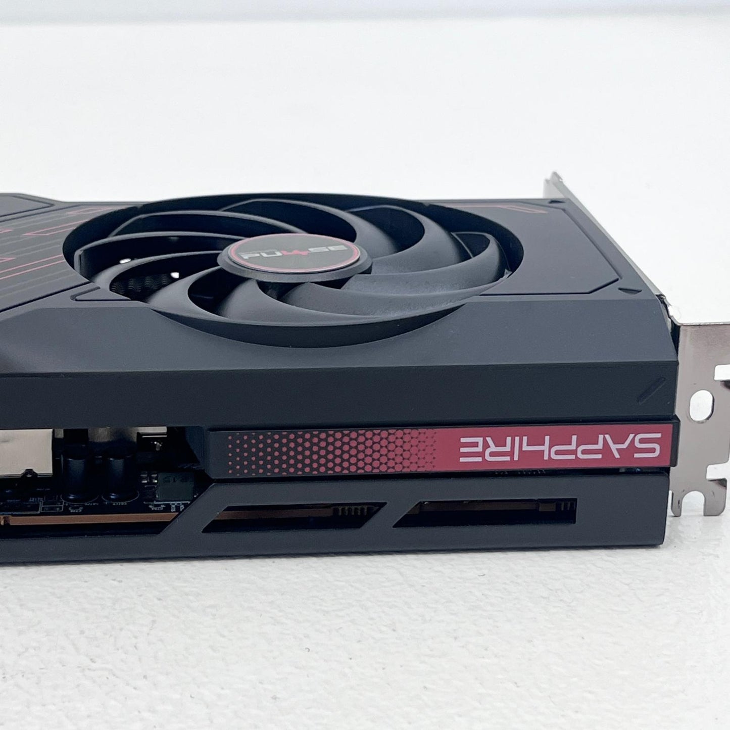 SAPPHIRE PULSE Radeon RX7600 GAMING GDDR6 8GB グラフィックボード 箱付き やや使用感【加古川店】