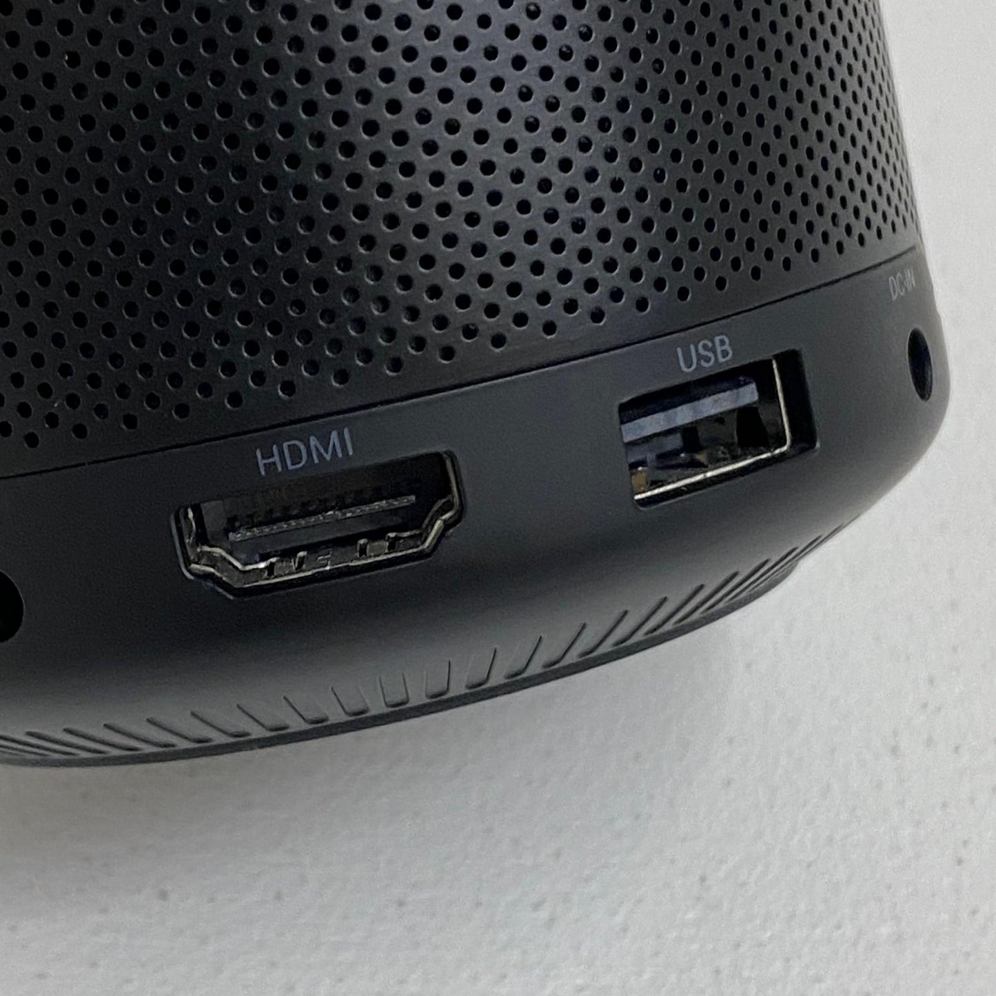 D2423511 Anker Nebula Capsule Max D2423511 基本仕様 Wi-Fi・Bluetooth対応/バッテリー・スピーカー搭載 へこみあり【加古川店】