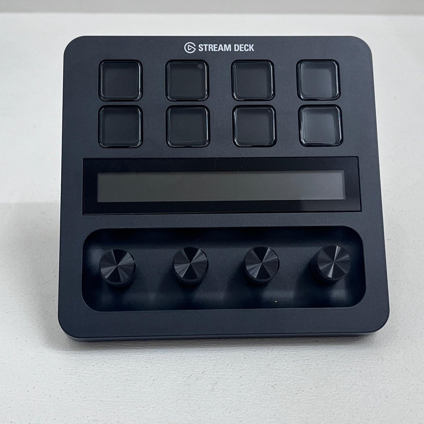 stream deck +：10GBD9901-AMZ　USB HUB：10GBN9901 elgato Elgato Stream Deck + USBハブ セット stream deck +：10GBD9901-AMZ　USB HUB：10GBN9901 Elgato stream deck+：ボタン数　８ボタン USB HUB：USB A×2/USB C×2/アップリンク/電力供給ポート/カードリーダー 【USB HUBは外せません】【加古川店】
