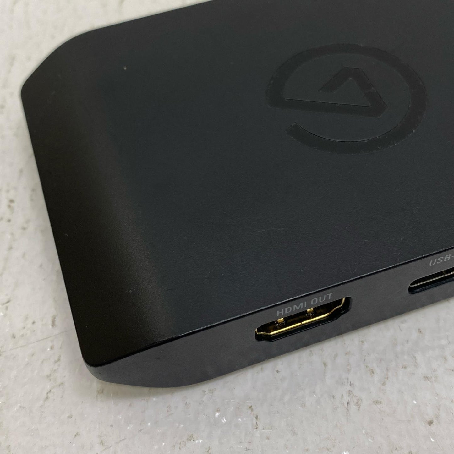 20GBE9902 Elgato Game Capture HD60 X 20GBE9902 HDMI　端子２口　IN,OUT 付属ケーブル社外製【加古川店】