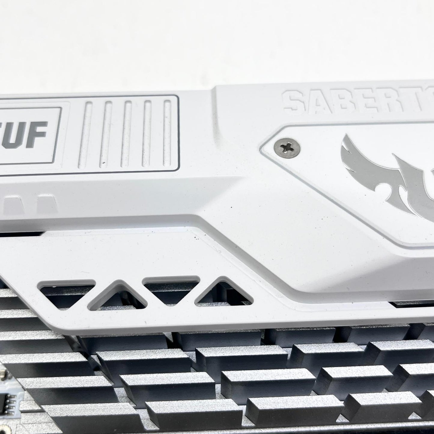 ASUS SABERTOOTH Z170S ATXマザーボード LGA1151ソケット メモリ/4スロット IOパネル・取付ネジ付属【加古川店】