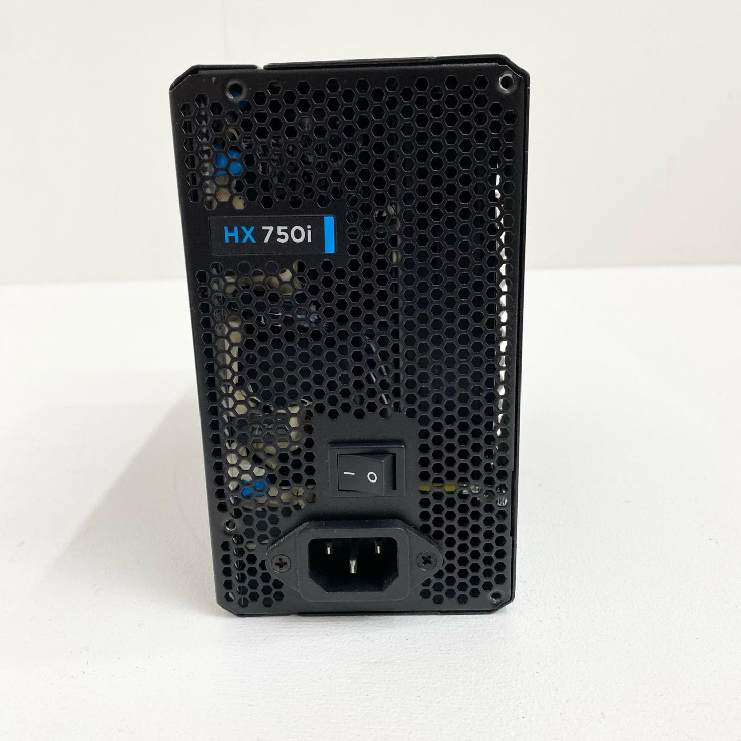 Corsair HX750i ATX電源ユニット 750W PCIE6+2x2 CPU4+4x1 付属ケーブル：AC 24PIN/CPU8PIN/PCIE6+2PIN/SATA 各1本のみ【加古川店】