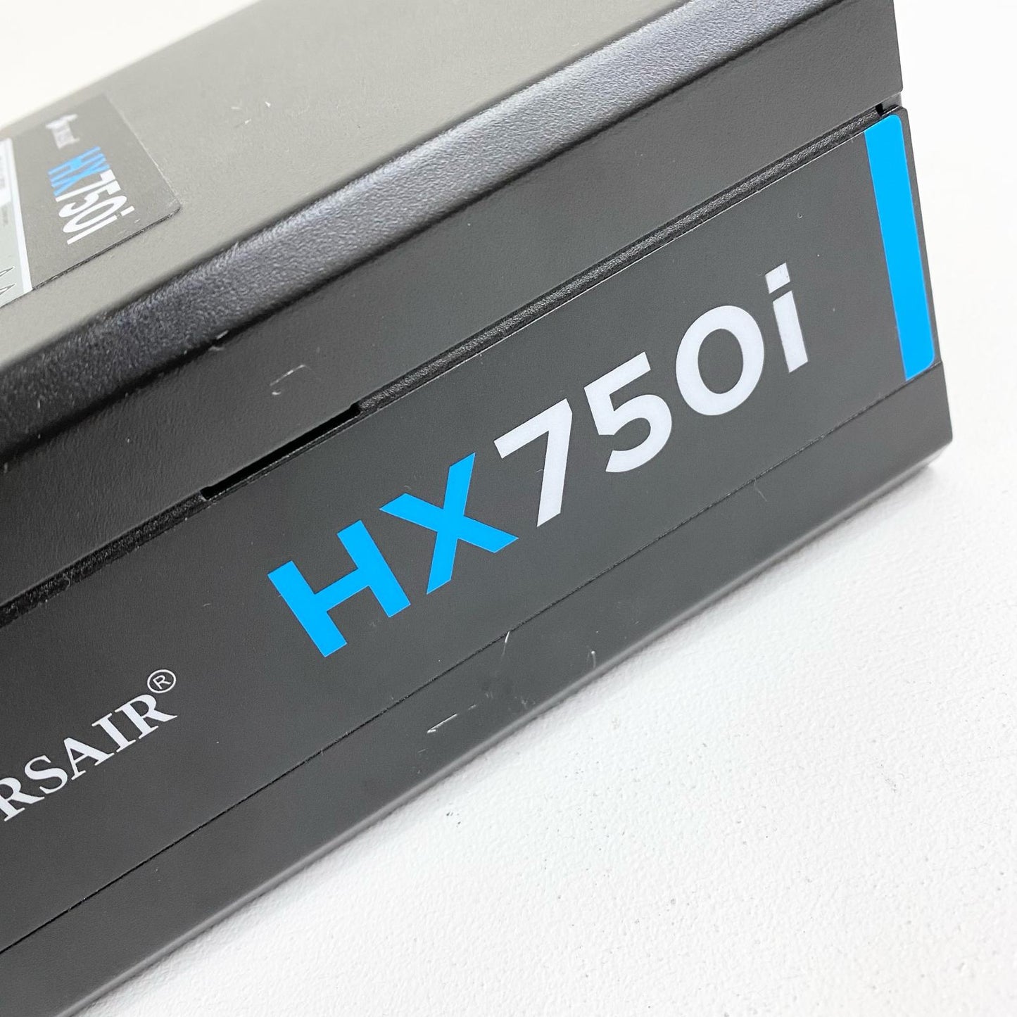 Corsair HX750i ATX電源ユニット 750W PCIE6+2x2 CPU4+4x1 付属ケーブル：AC 24PIN/CPU8PIN/PCIE6+2PIN/SATA 各1本のみ【加古川店】