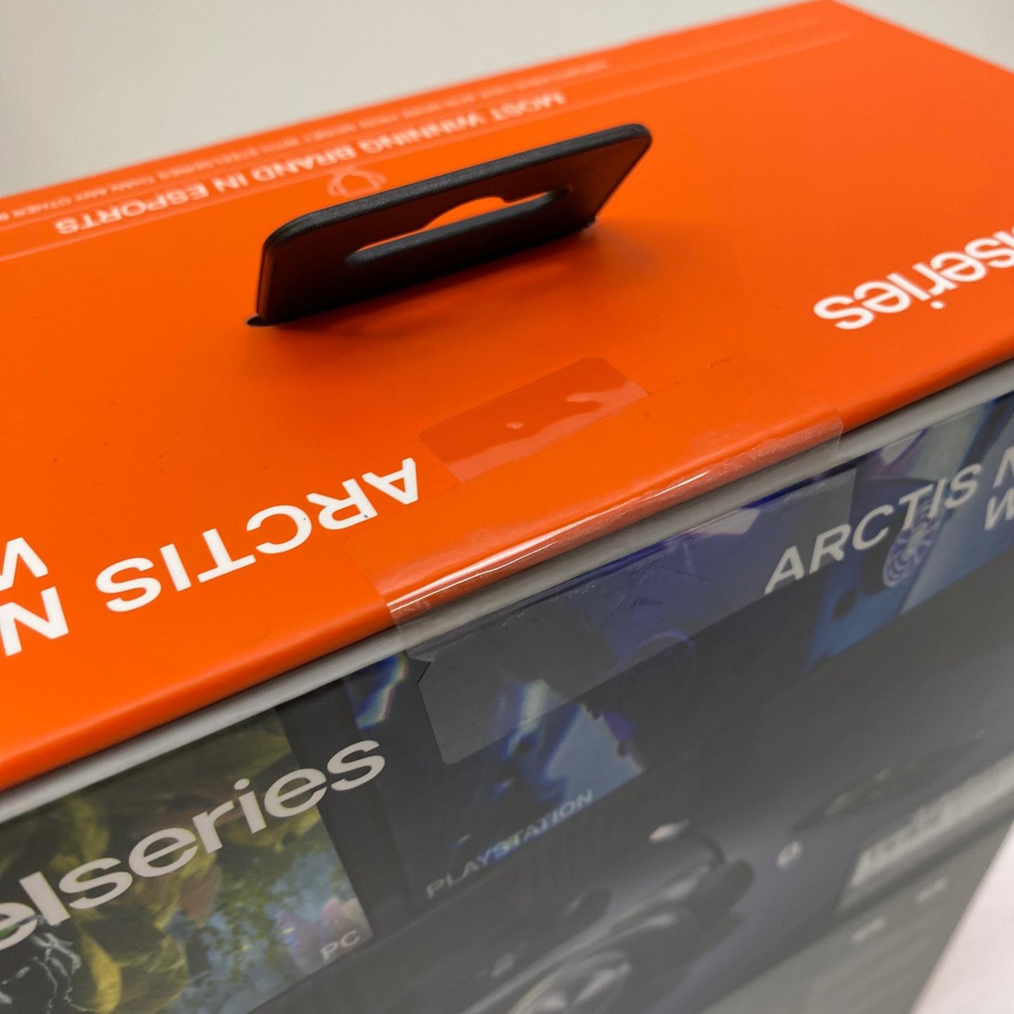 【未使用/未開封】 HS25 未開封 steelseries Arctis Nova Pro Wireless HS25 インターフェース 無線2.4GHz Bluetooth ミニプラグ【加古川店】