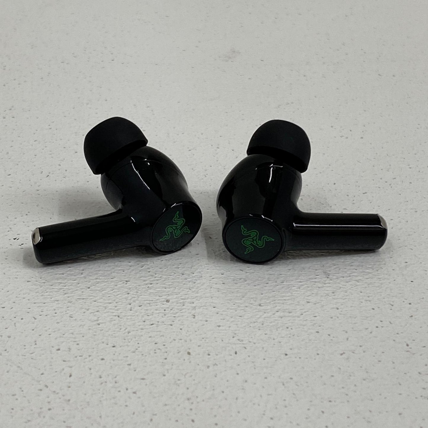 RZ12-05620100-R3A1 Razer Hammerhead V3 X HyperSpeed RZ12-05620100-R3A1 基本仕様 カナル型、Bluetooth/無線2.4GHz【加古川店】