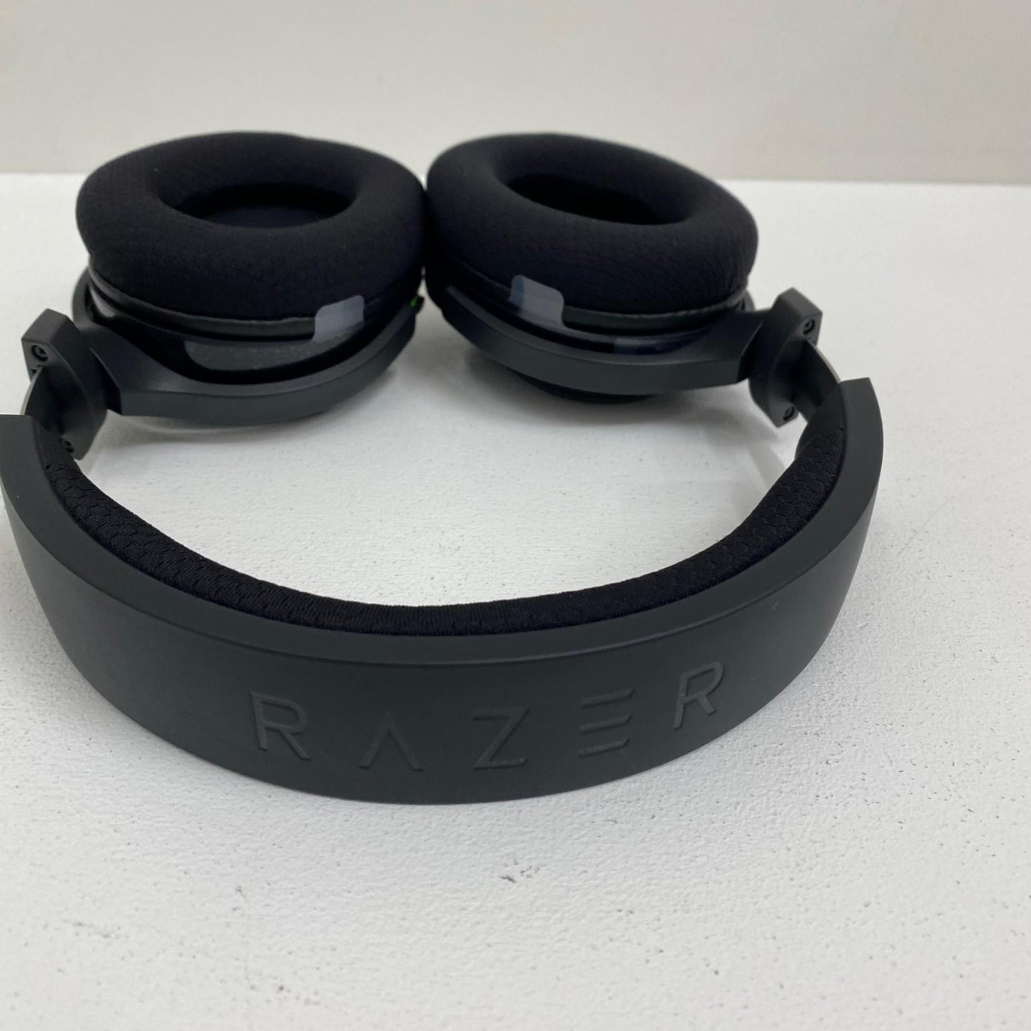 【未使用/未開封】 RZ04-05220100-R3M1 Razer Barracuda X Chroma RZ04-05220100-R3M1 基本仕様 Bluetooth/USB Type-C(無線2.4GHz) 箱イタミ小【加古川店】