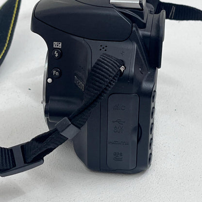 Nikon D3200 ボディ 一眼レフ ニコンF APS-C 2416万画素 本体のみ/充電器欠品【加古川店】