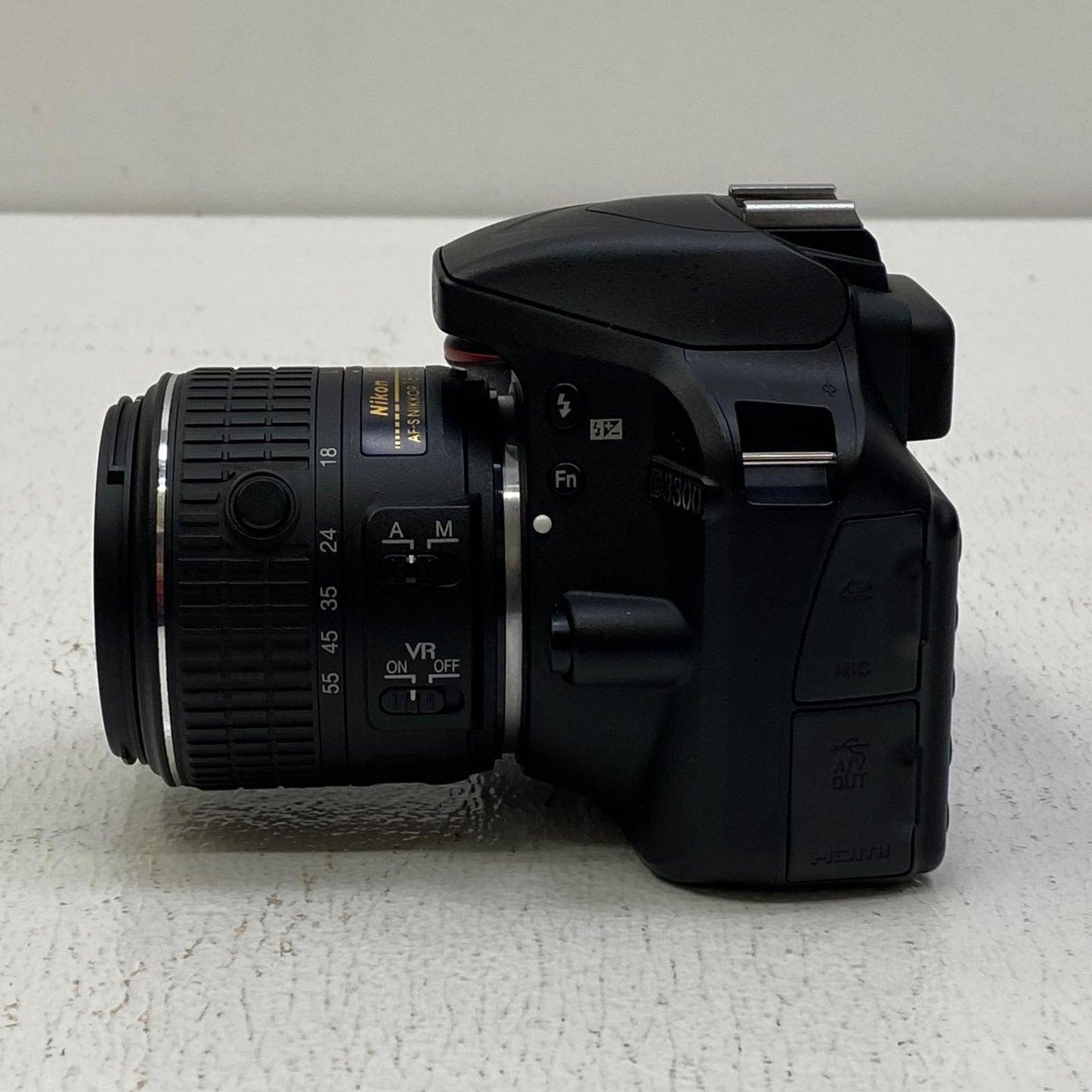 D3300 Nikon D3300 ダブルズームキット D3300 一眼レフ ニコン F APS-C 2416万画素【加古川店】