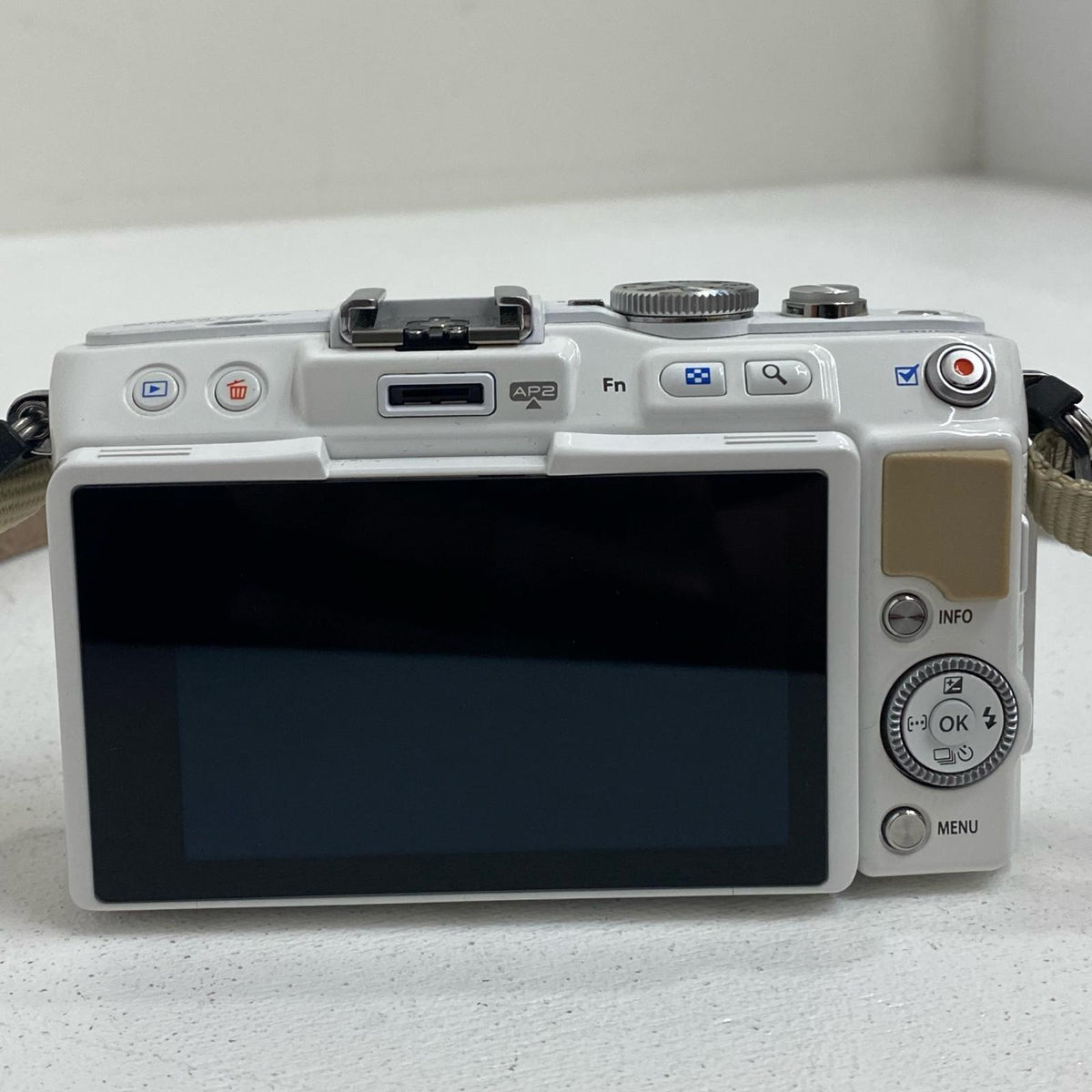 E-PL5 OLYMPUS OLYMPUS PEN Lite E-PL5 レンズキット E-PL5 ミラーレス マイクロフォーサーズ フォーサーズ 1605万画素【加古川店】