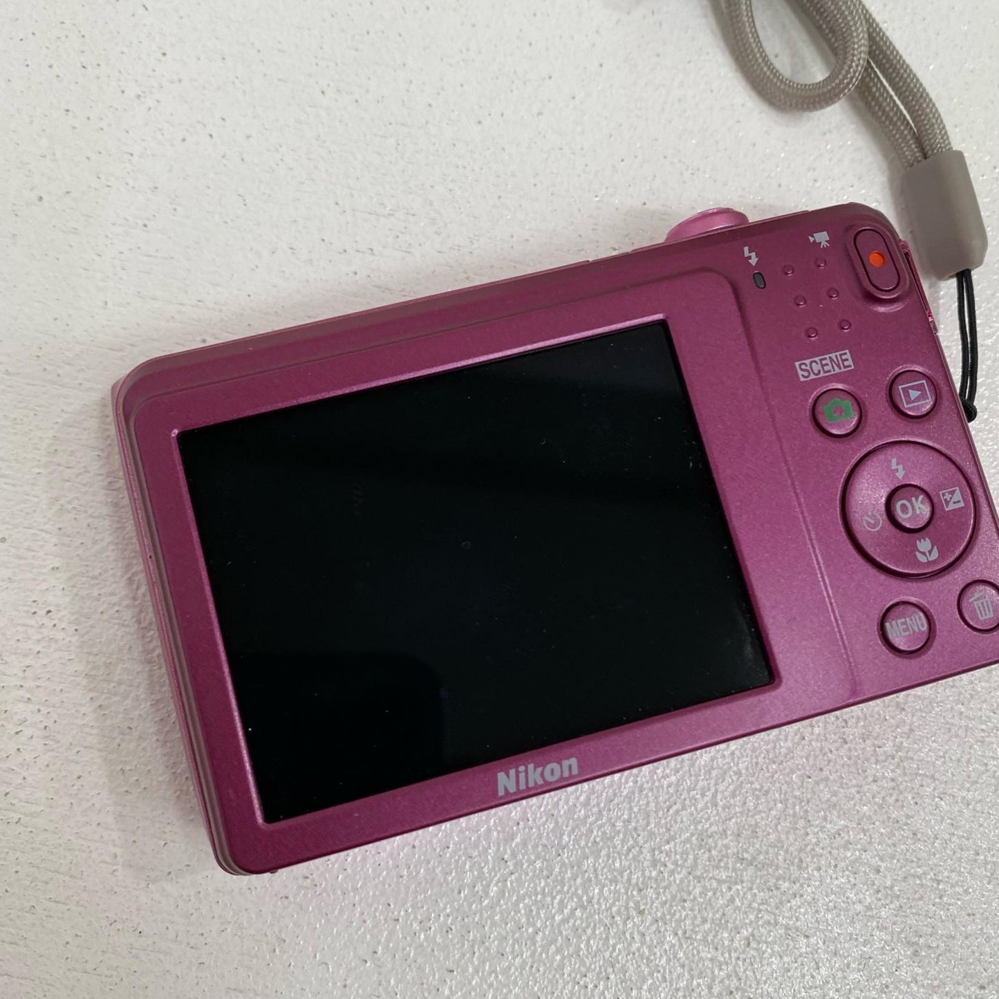S3700 Nikon COOLPIX S3700 S3700 デジタルカメラ 1/2.3型 2005万画素 Wi-Fi対応 充電器欠品【加古川店】