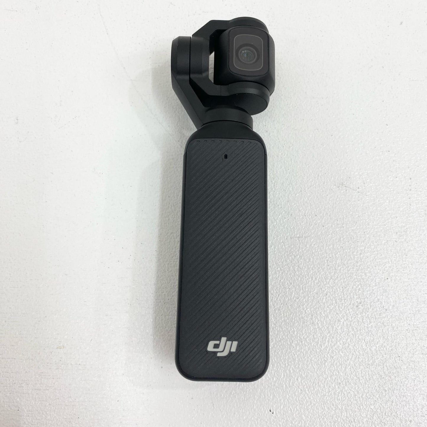 DJI OSMO POCKET 3 ポケットジンバルカメラ 微キズ有 箱・USB・延長ハンドル・ケース・ガイド付属【加古川店】