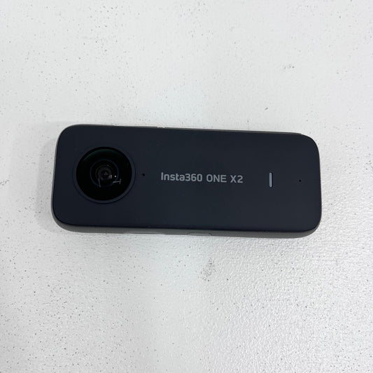 Insta360 ONE X2 CINOSXX/A アクションカメラ 1/2.3型 1800万画素 Wi-Fi対応 箱・バッテリー×3・充電器・USB・キャリングケース・印刷物付属【加古川店】