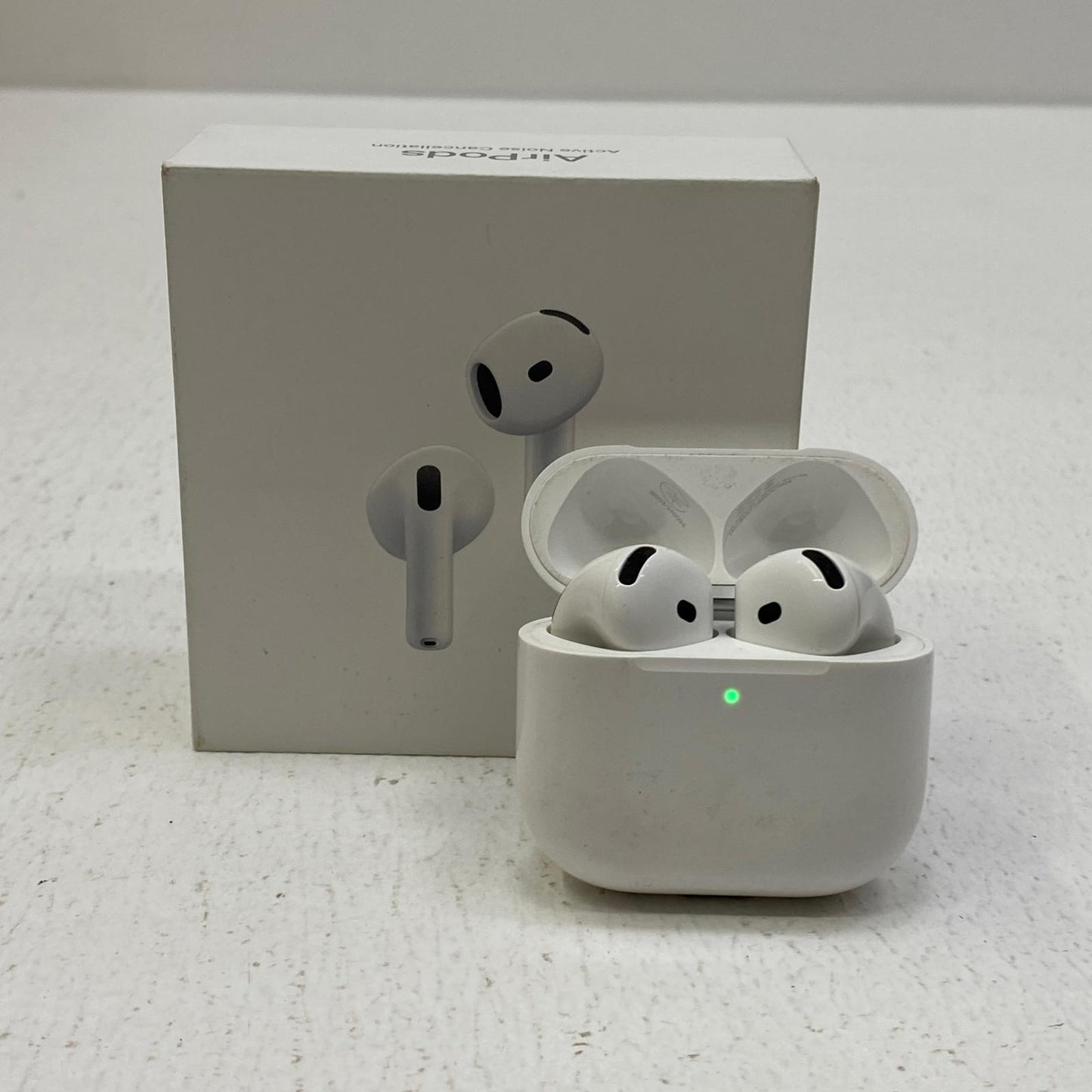 MXP93J/A Apple AirPods 4 ANC搭載モデル MXP93J/A【加古川店】