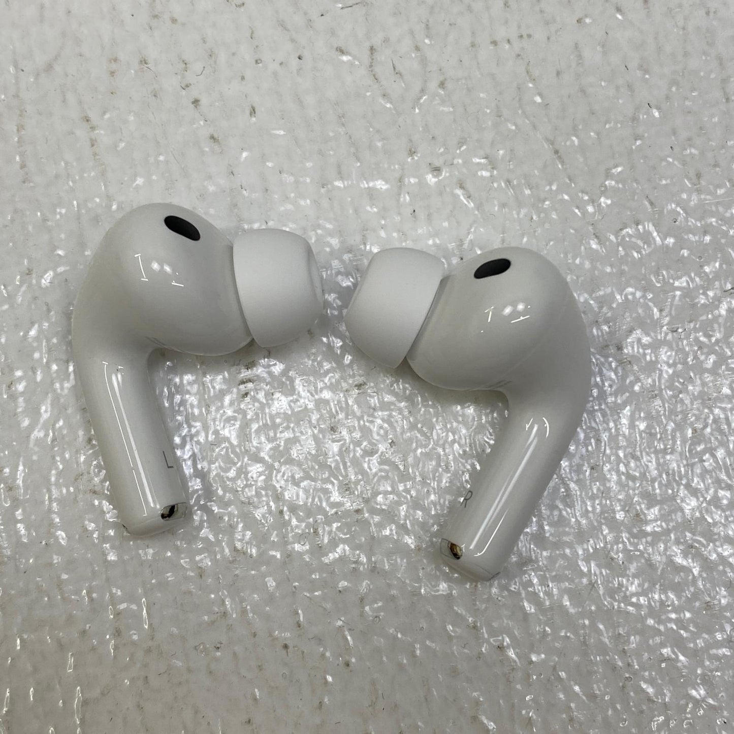 MFHP4J/A Apple AirPods Pro 第3世代 MFHP4J/A【加古川店】