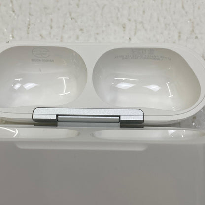 MFHP4J/A Apple AirPods Pro 第3世代 MFHP4J/A【加古川店】