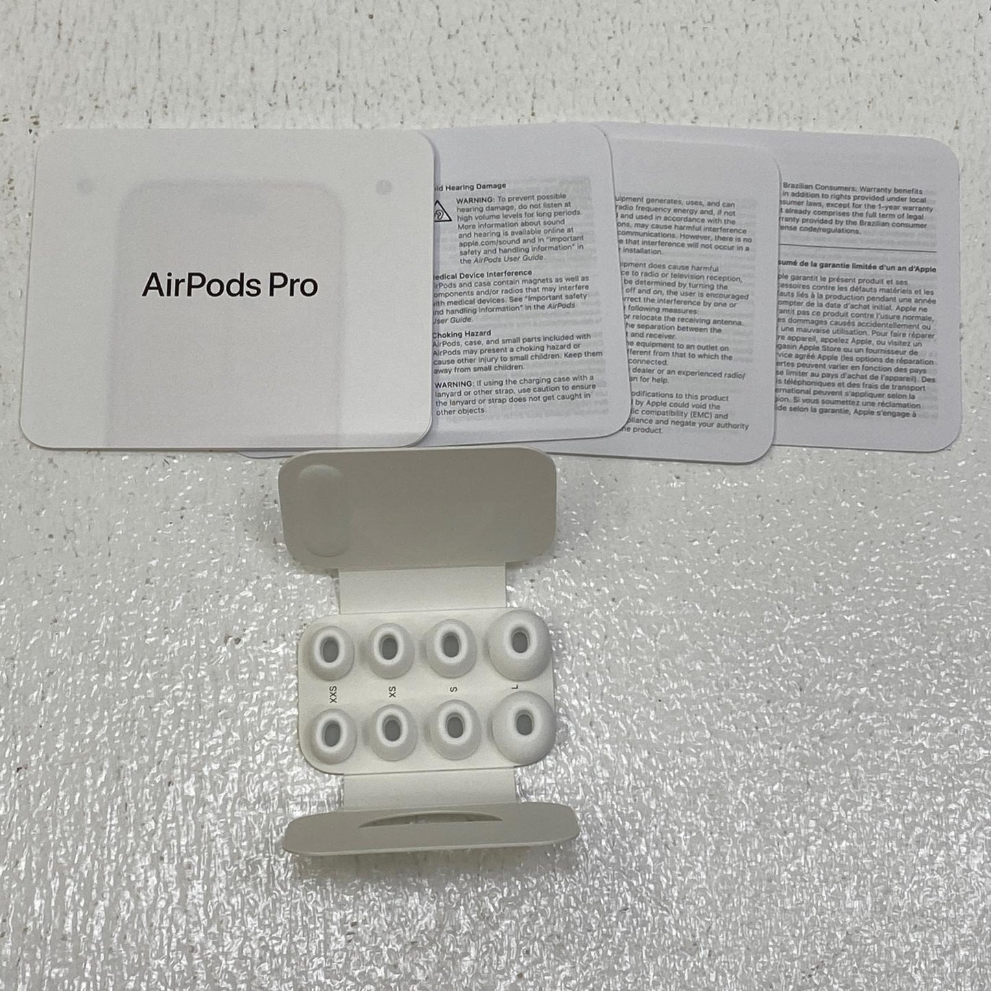 MFHP4J/A Apple AirPods Pro 第3世代 MFHP4J/A【加古川店】